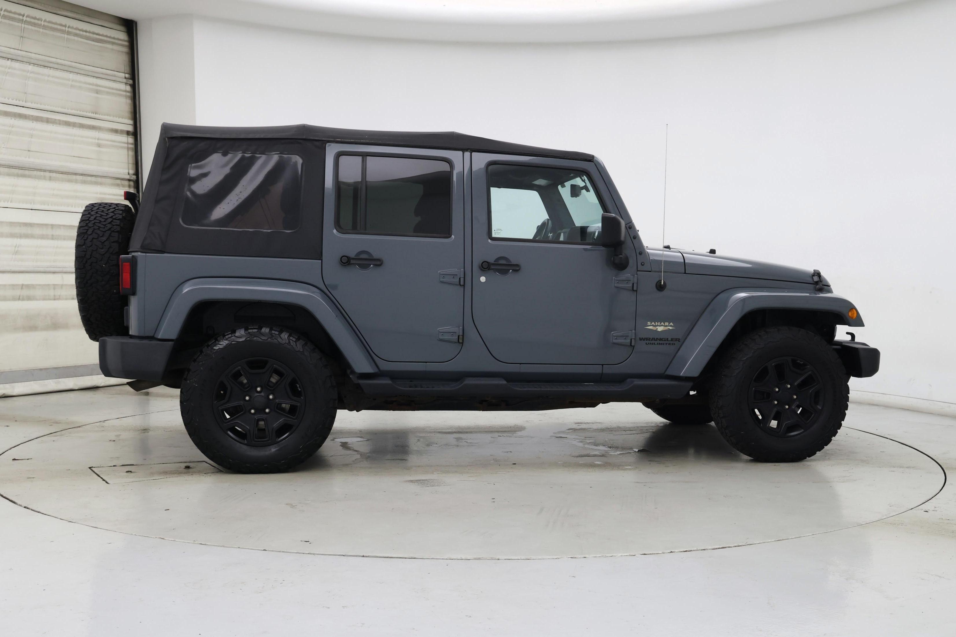 Thumbnail: 2015 Jeep Wrangler - 7