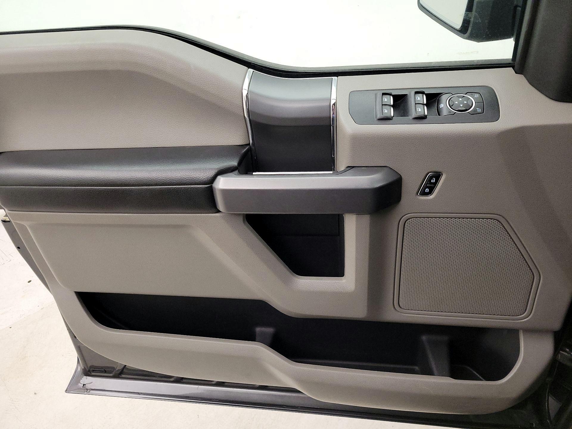 Thumbnail: 2017 Ford F-150 - 12