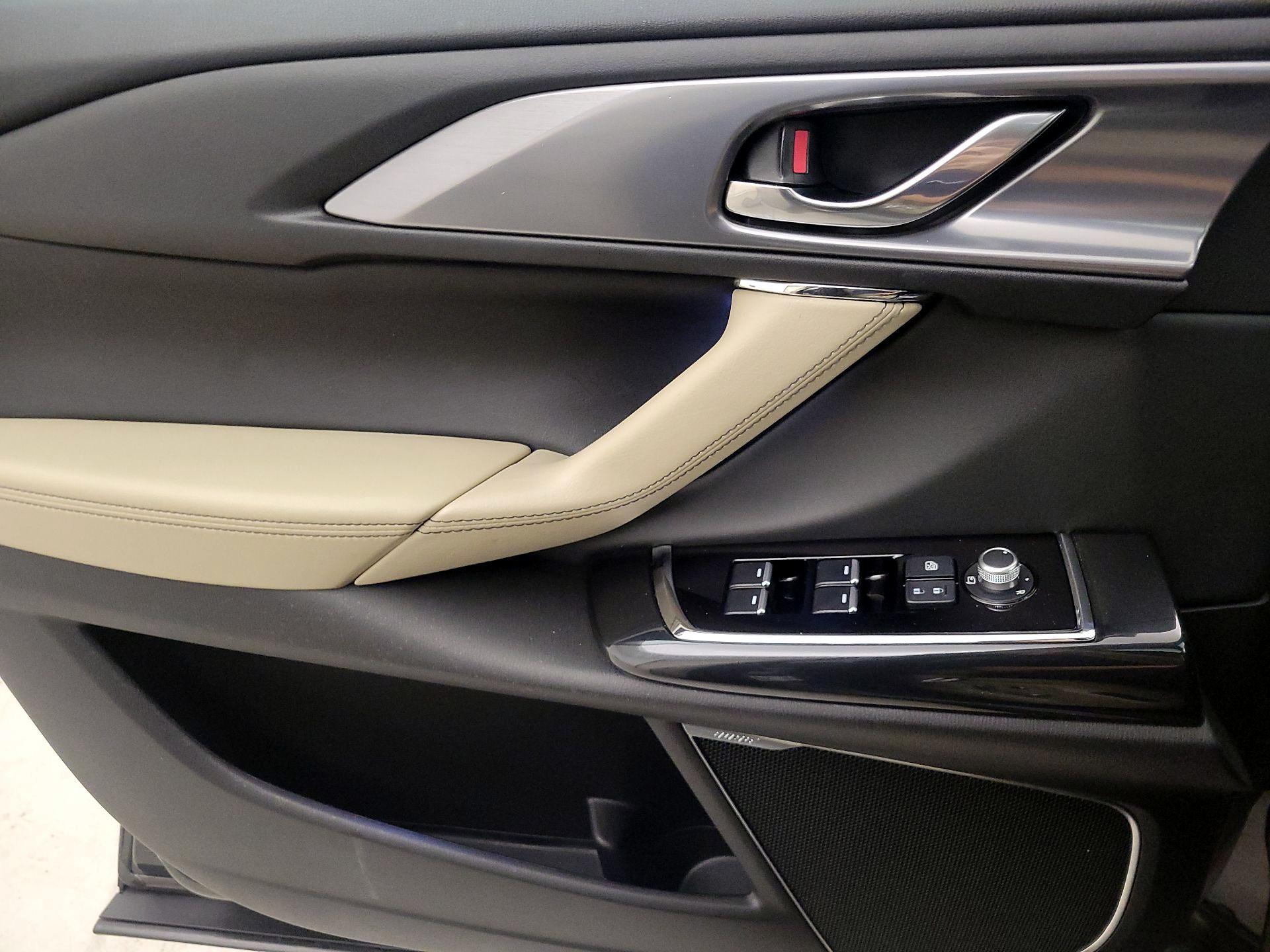 Thumbnail: 2022 Mazda CX-9 - 12