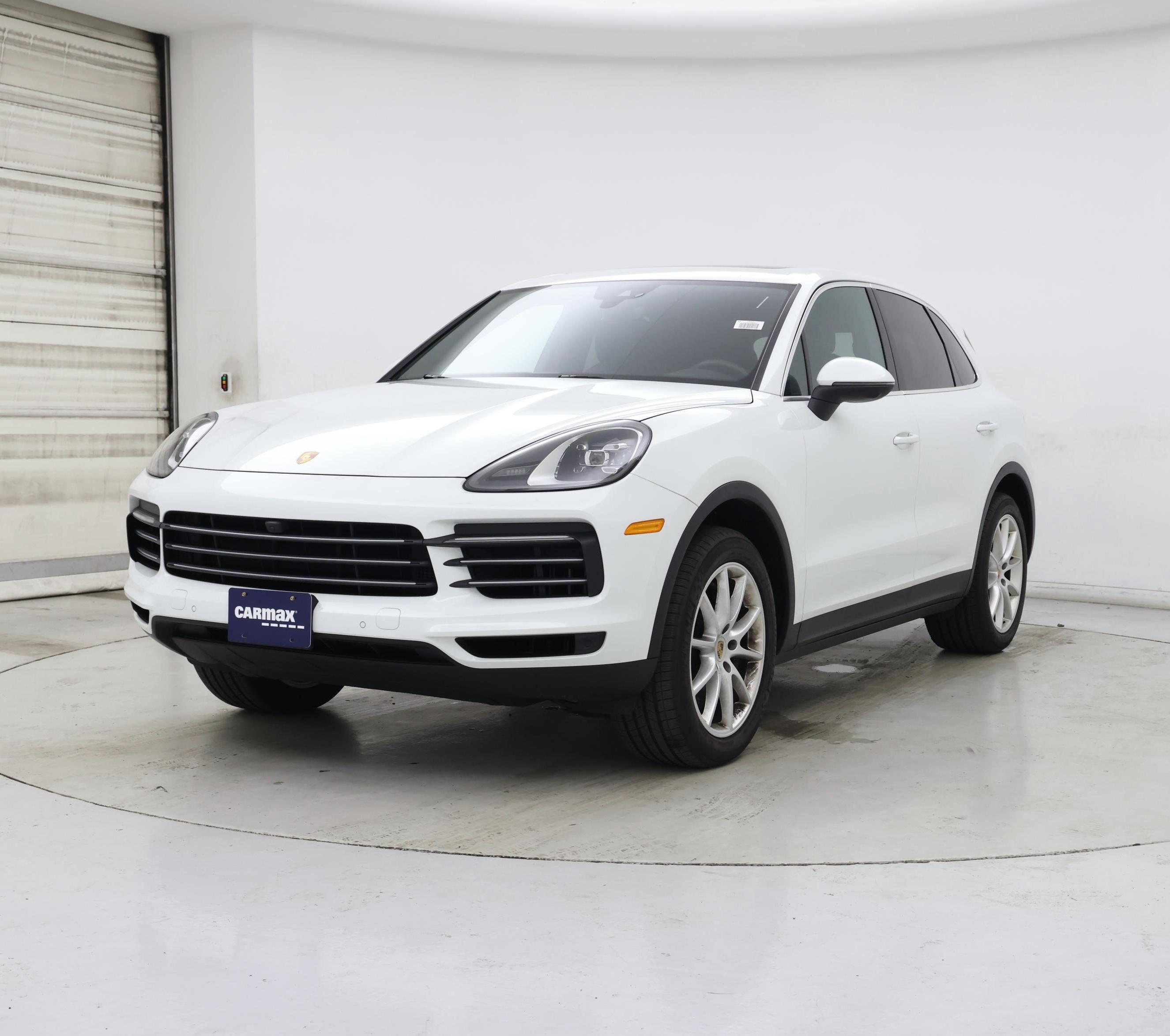 Thumbnail: 2021 Porsche Cayenne - 4