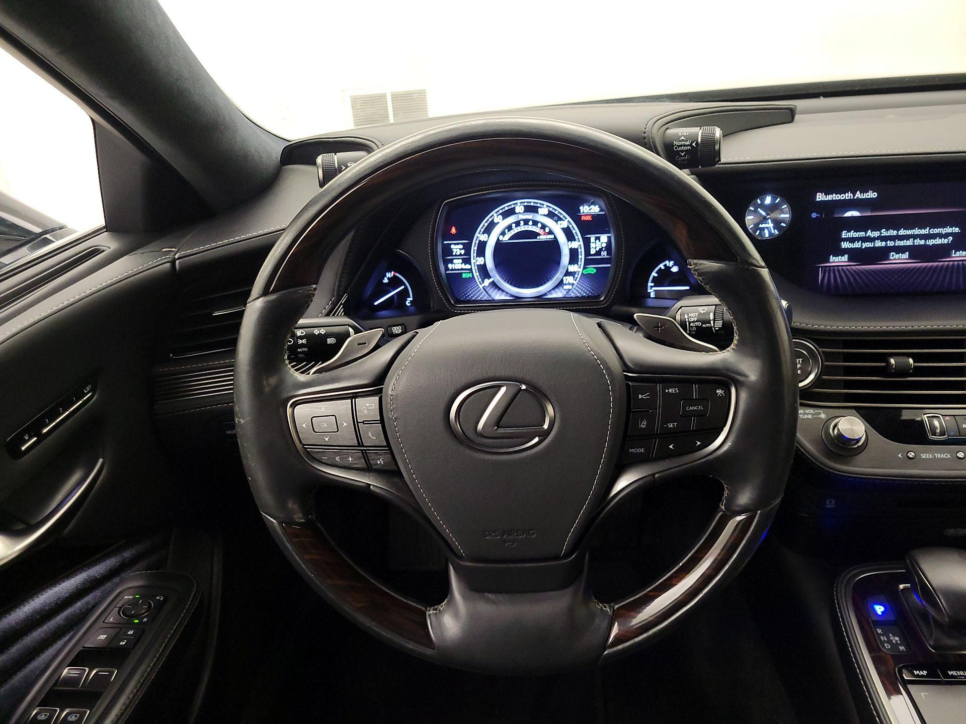 Thumbnail: 2018 Lexus LS - 10
