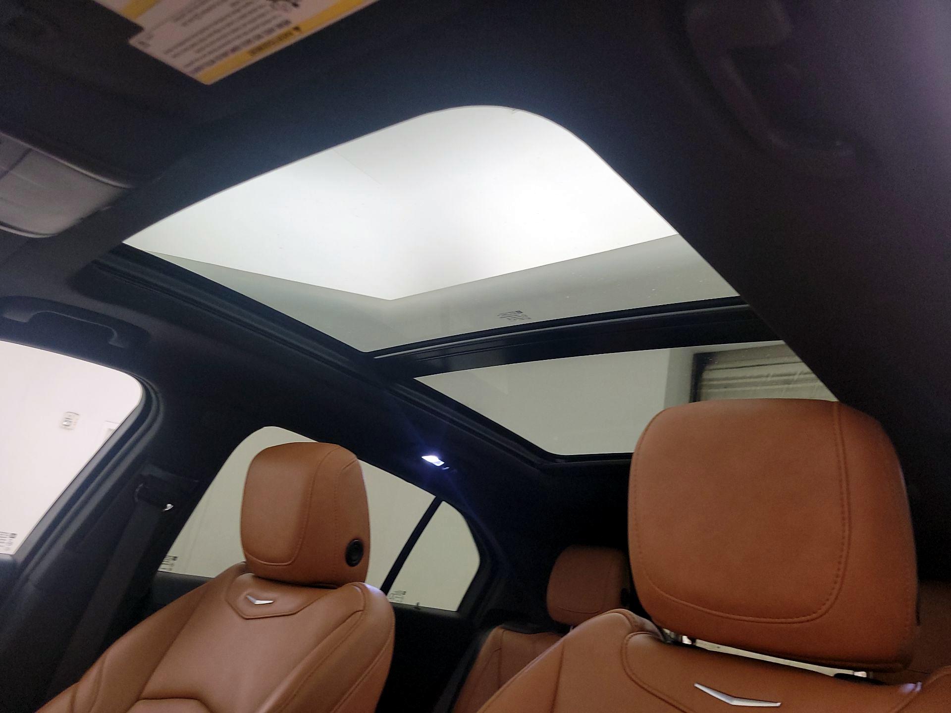 Thumbnail: 2022 Cadillac XT4 - 19