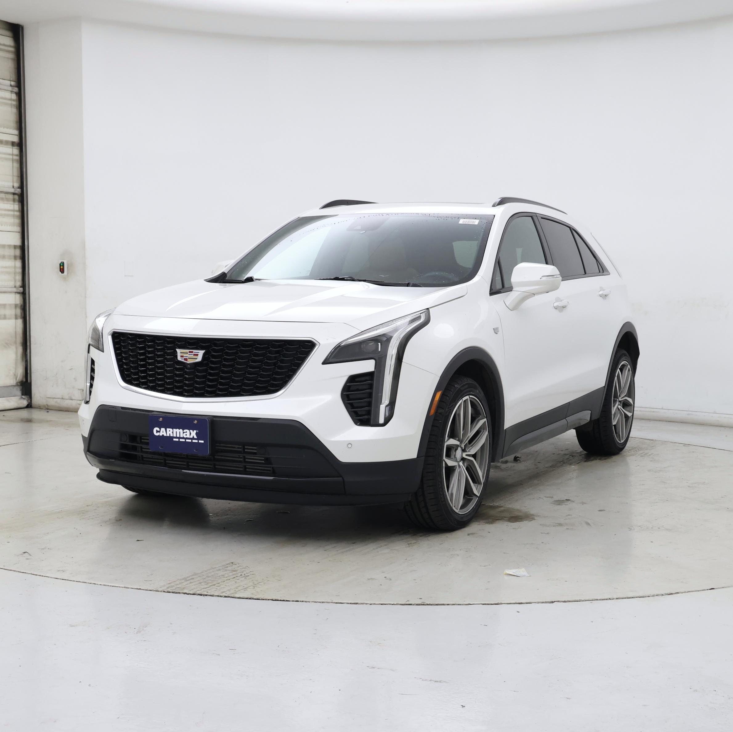 Thumbnail: 2022 Cadillac XT4 - 4