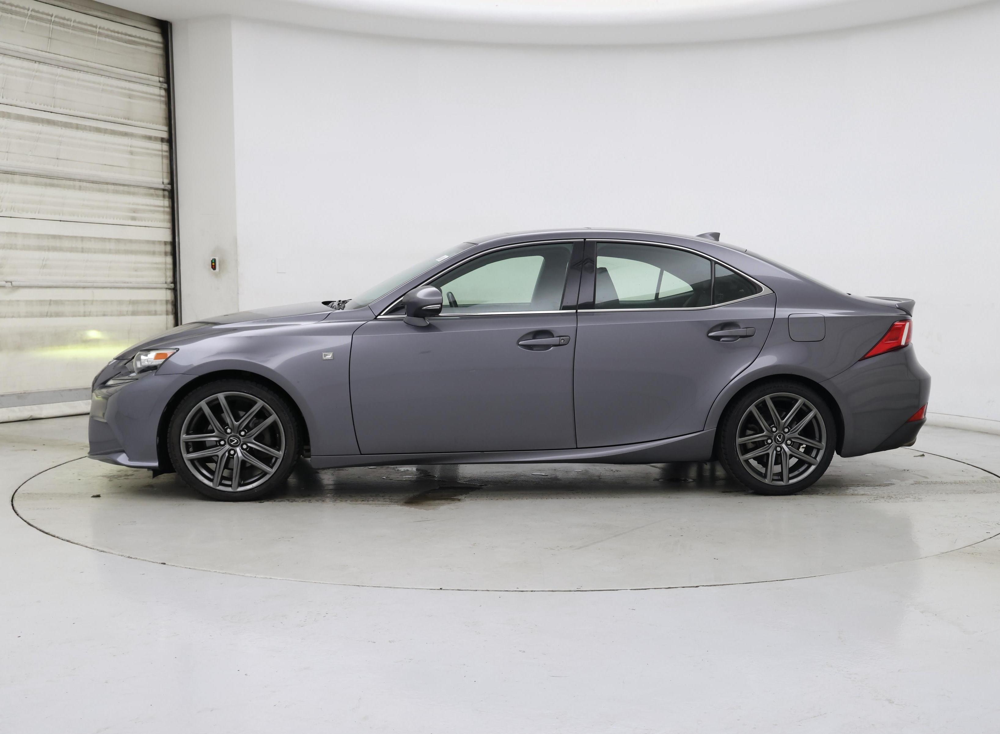 Thumbnail: 2015 Lexus IS - 3