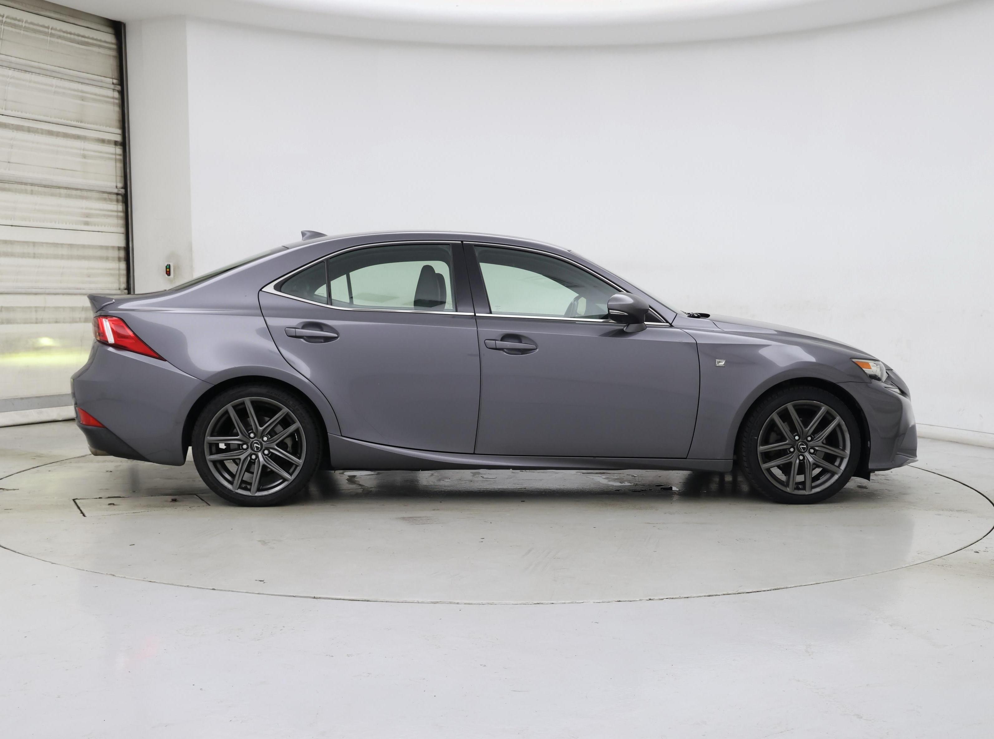 Thumbnail: 2015 Lexus IS - 7
