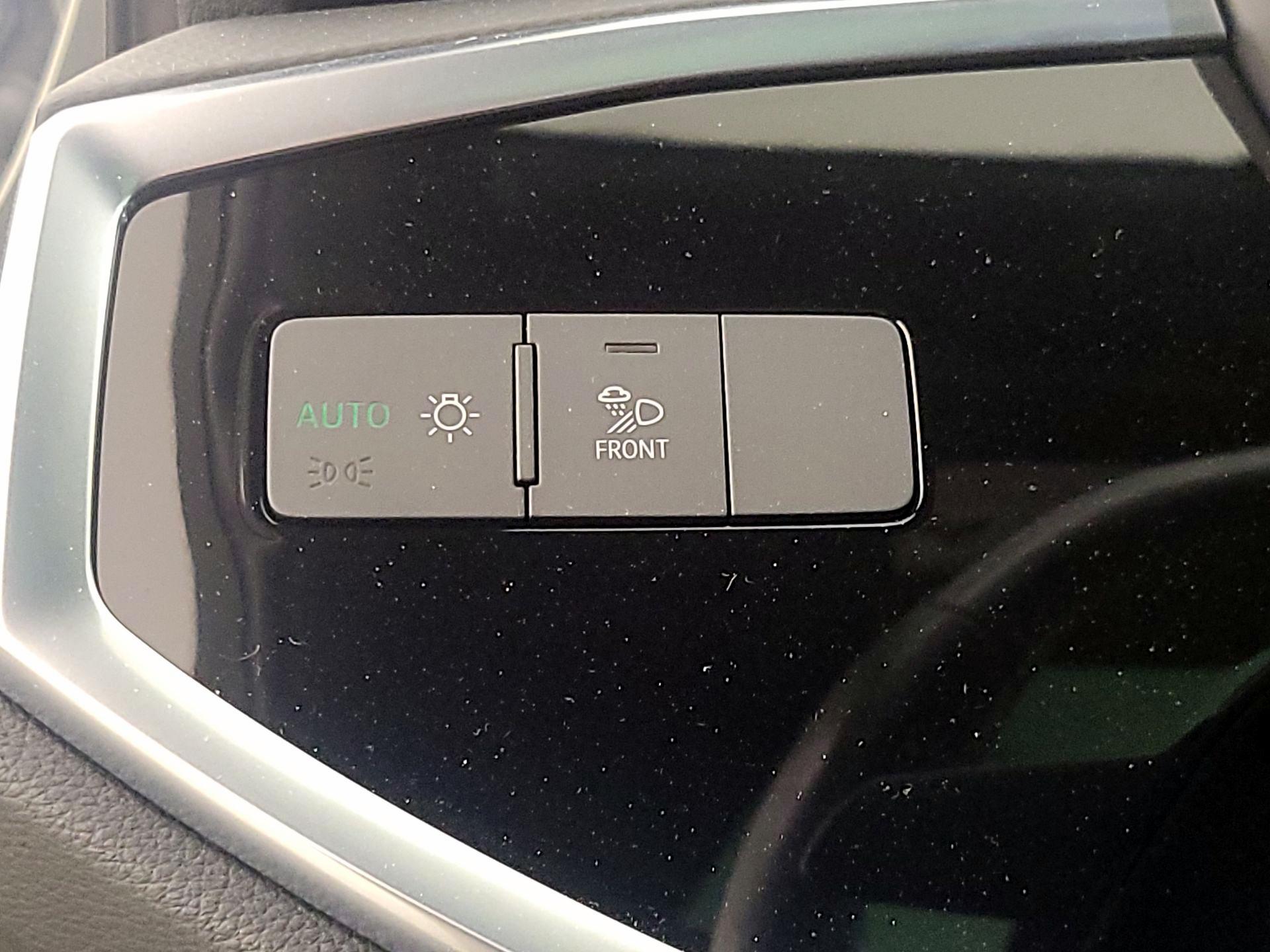 Thumbnail: 2021 Audi Q3 - 13