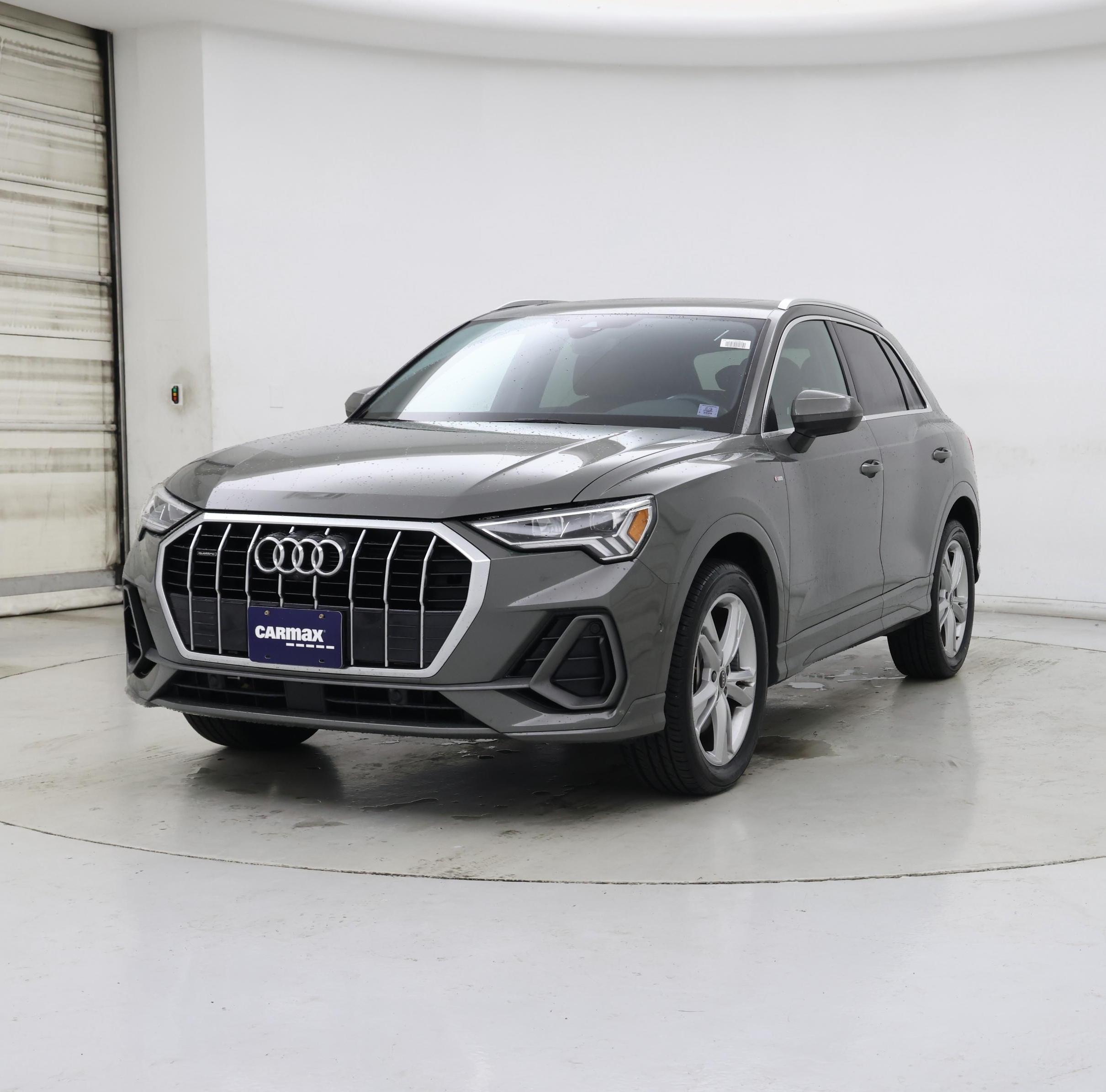 Thumbnail: 2021 Audi Q3 - 4