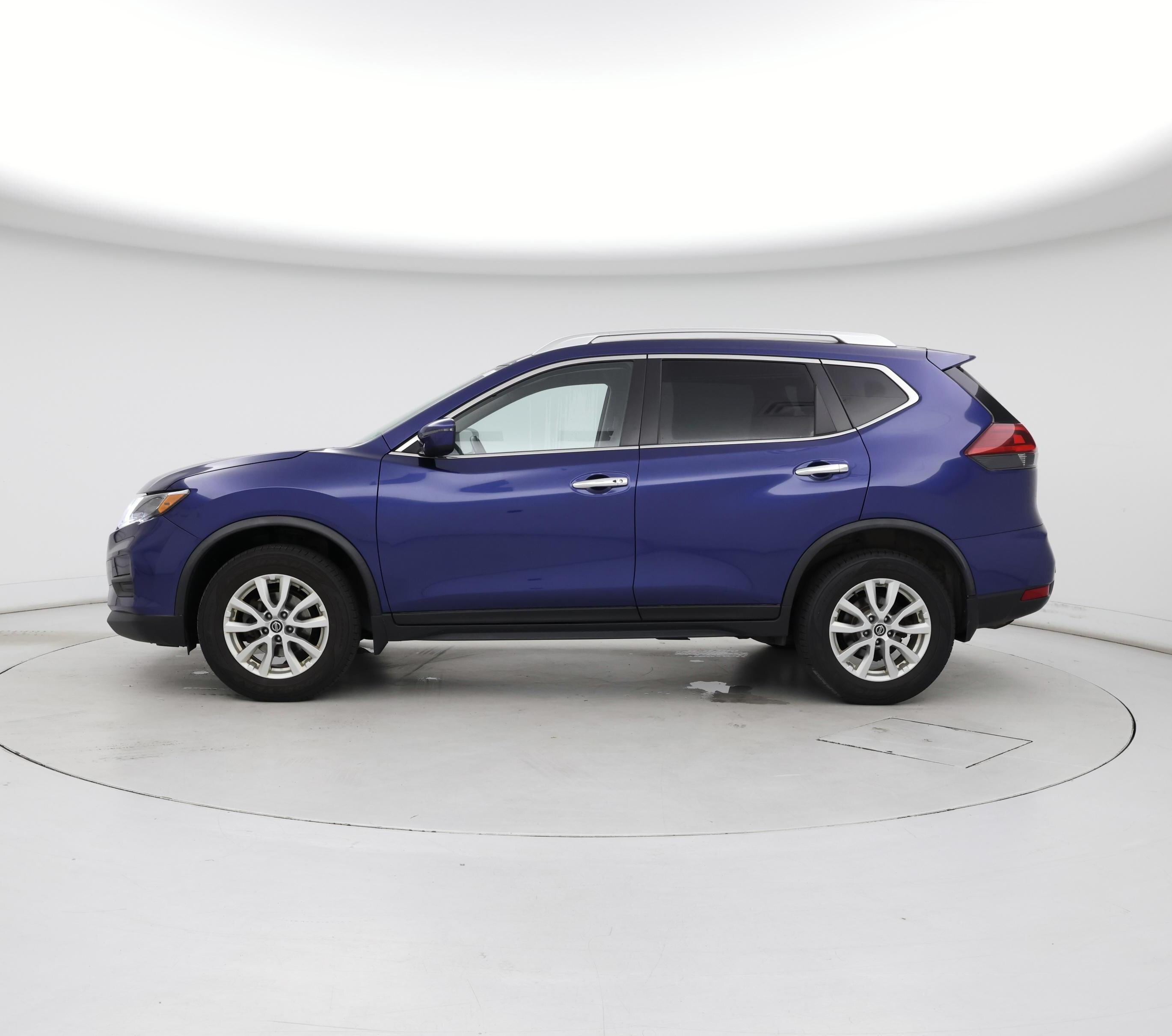 Thumbnail: 2020 Nissan Rogue - 3