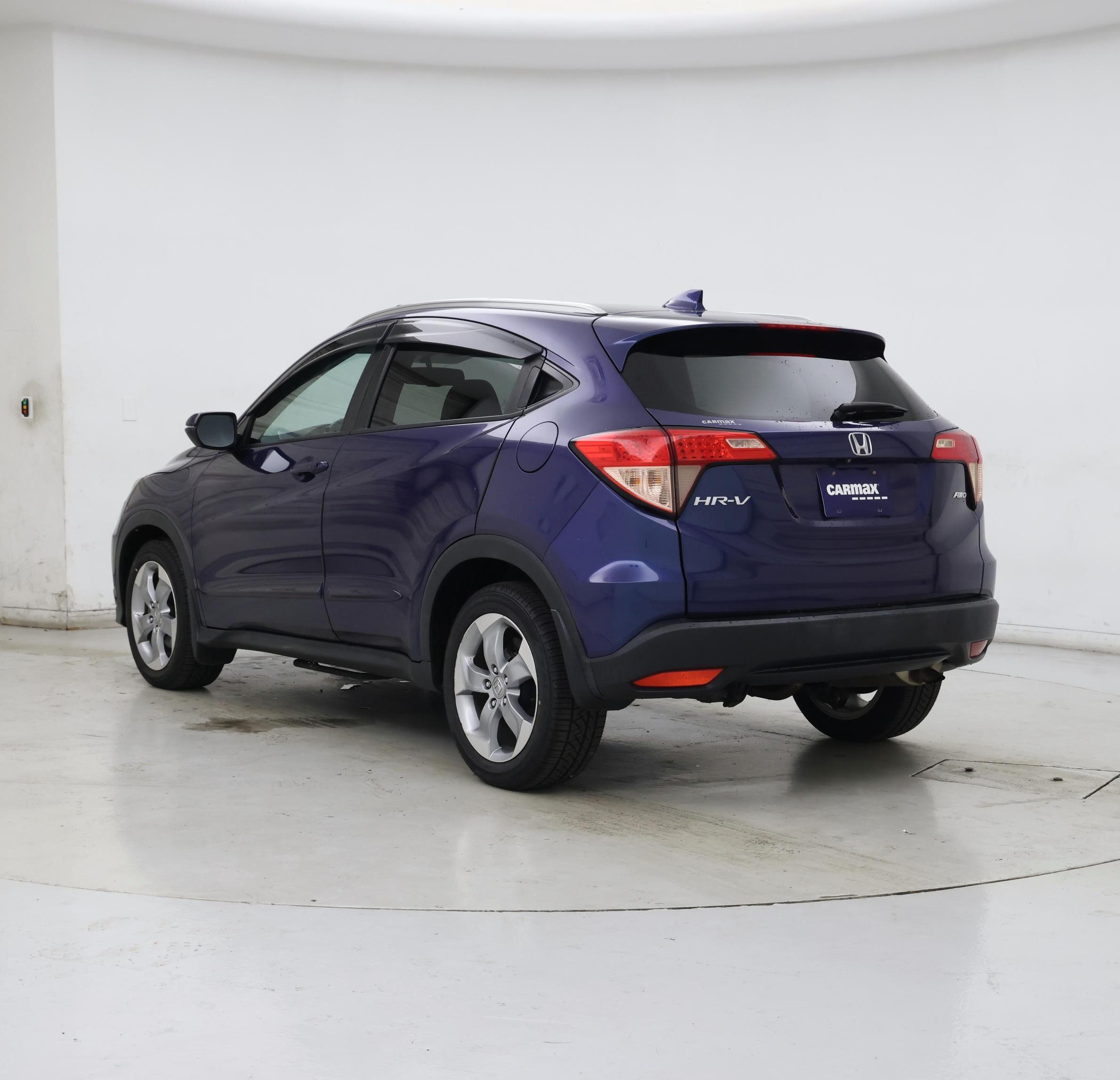 Thumbnail: 2017 Honda HR-V - 2