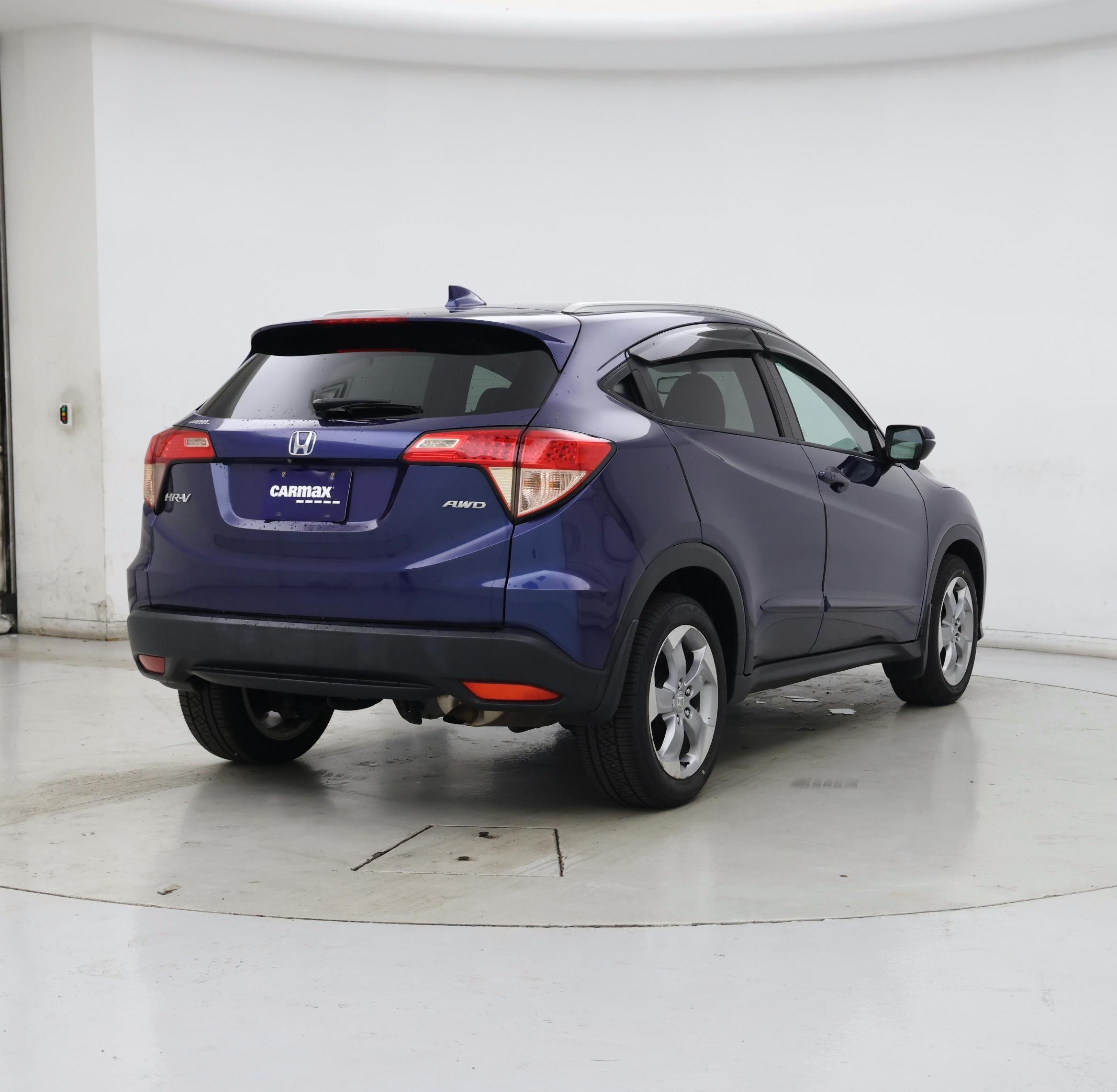 Thumbnail: 2017 Honda HR-V - 8