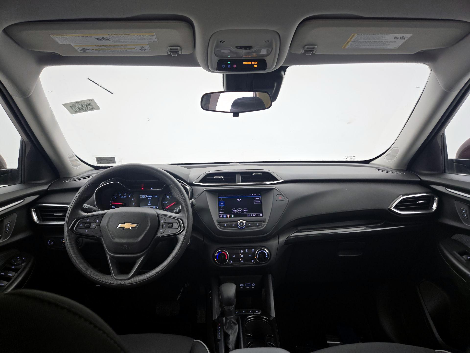 Thumbnail: 2023 Chevrolet TrailBlazer - 9