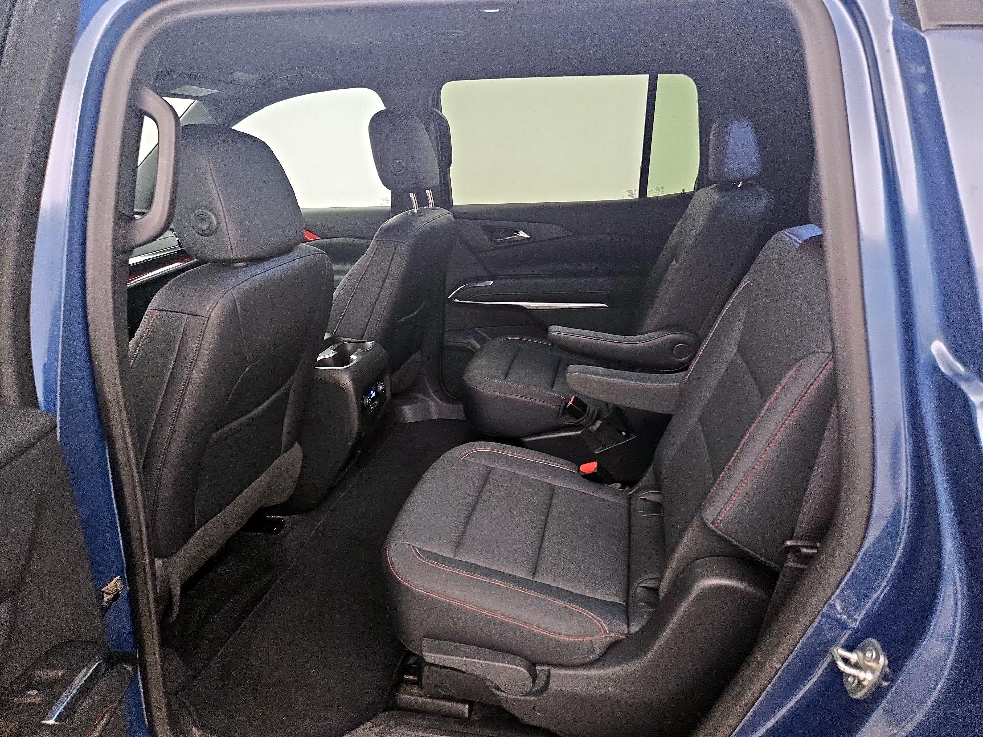 Thumbnail: 2025 Chevrolet Traverse - 20