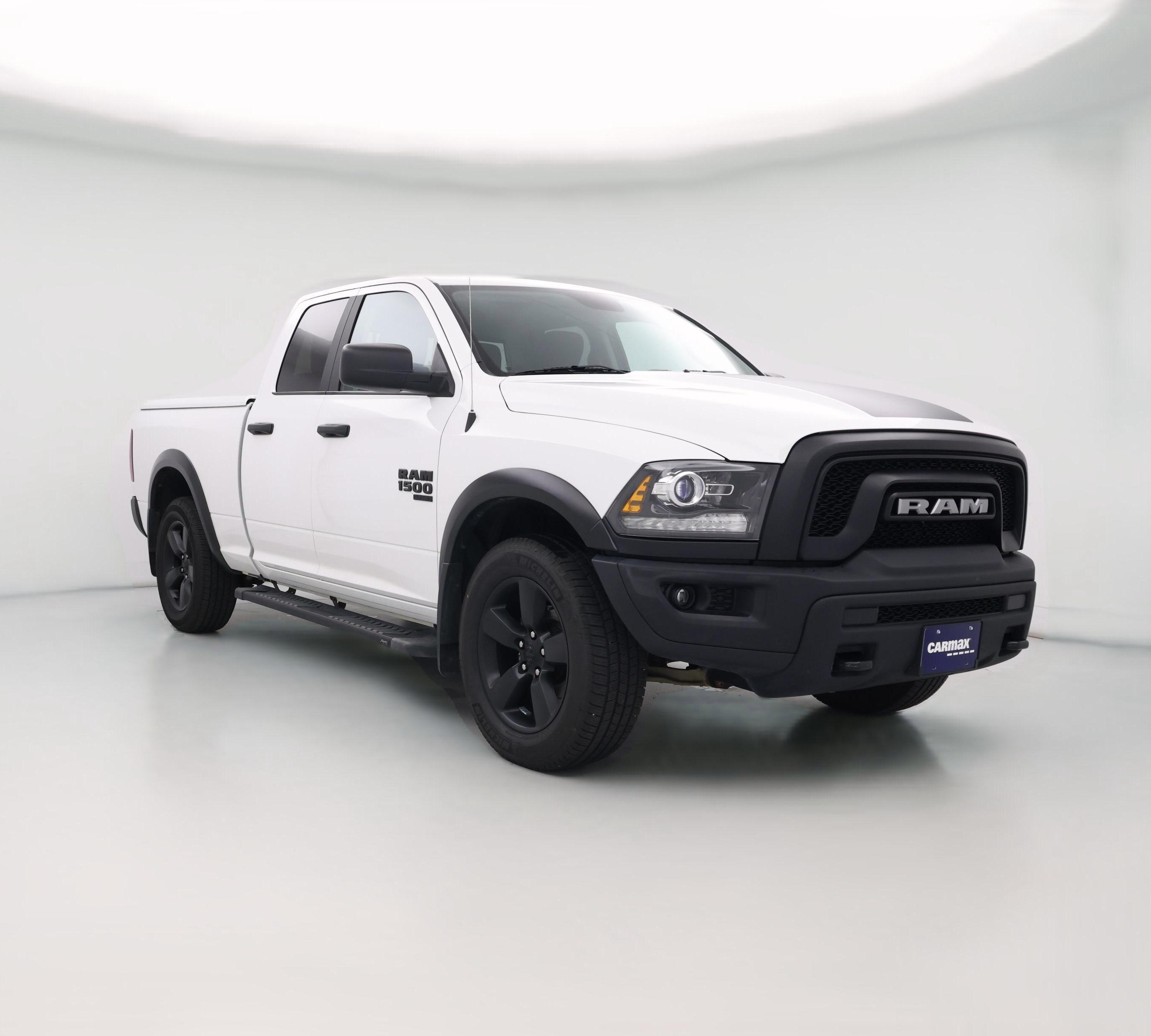 Thumbnail: 2020 RAM 1500 Classic - 1