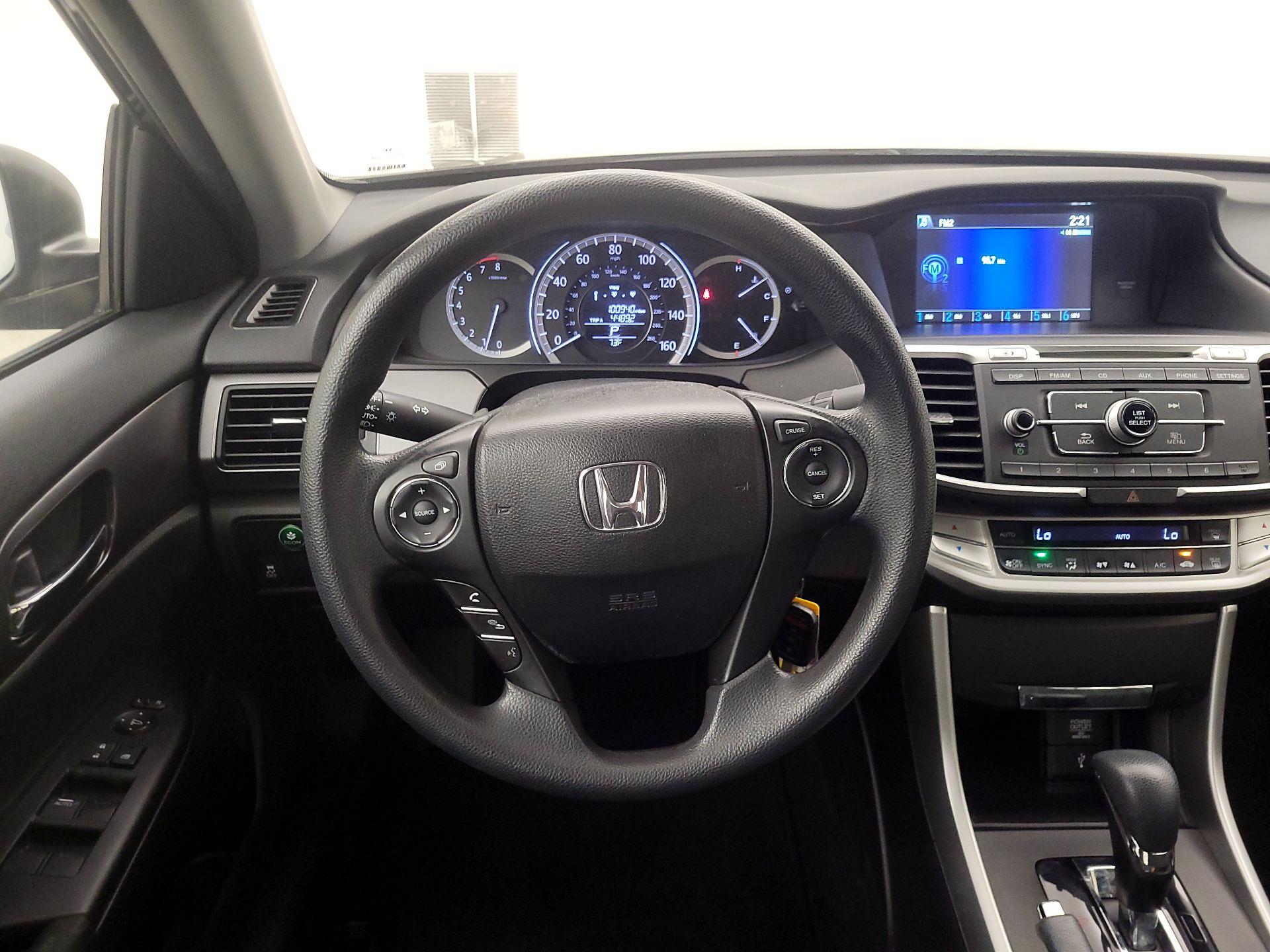 Thumbnail: 2015 Honda Accord - 10