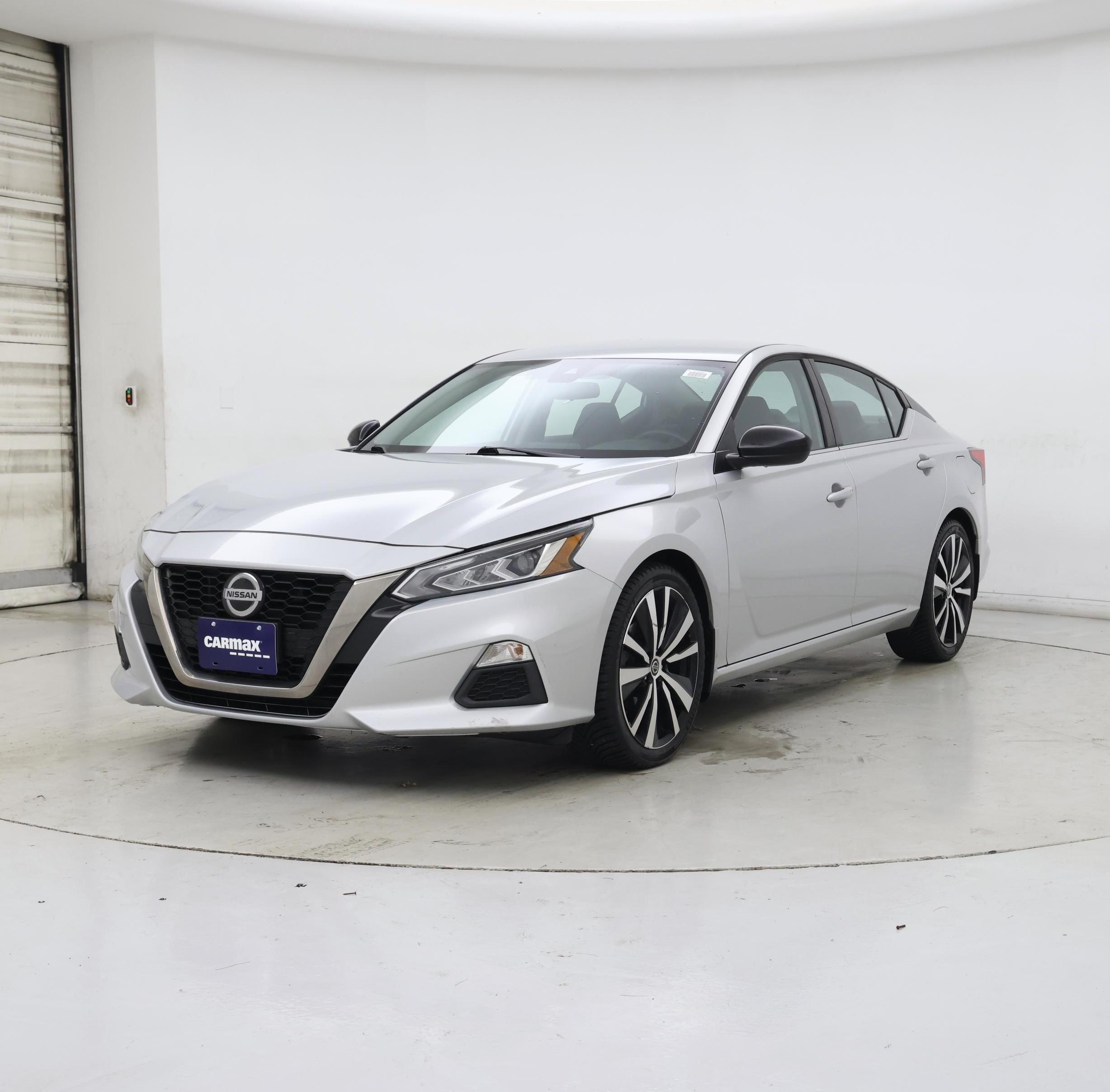 Thumbnail: 2020 Nissan Altima - 4