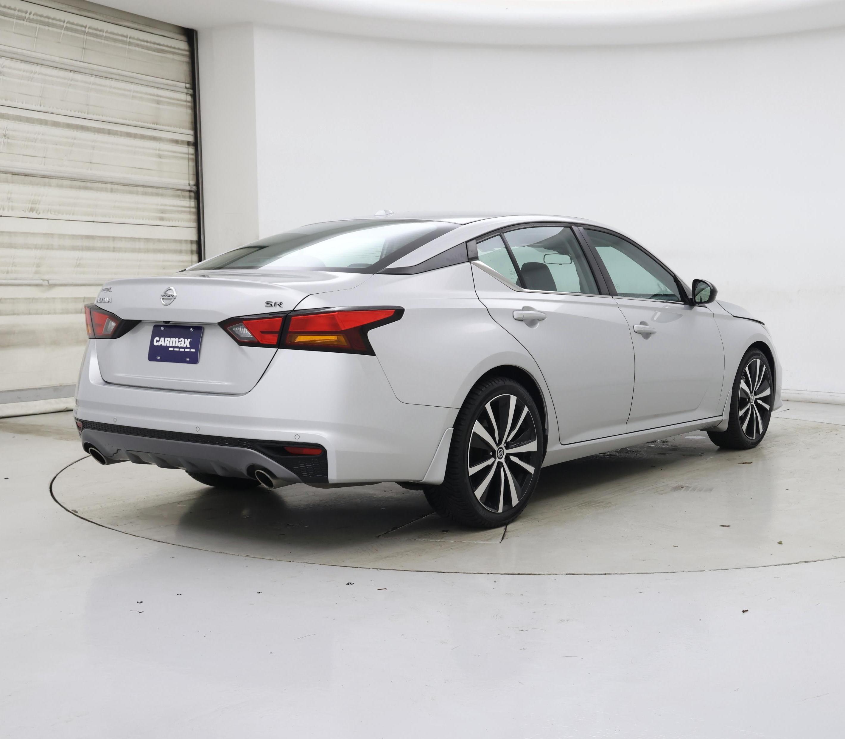 Thumbnail: 2020 Nissan Altima - 8