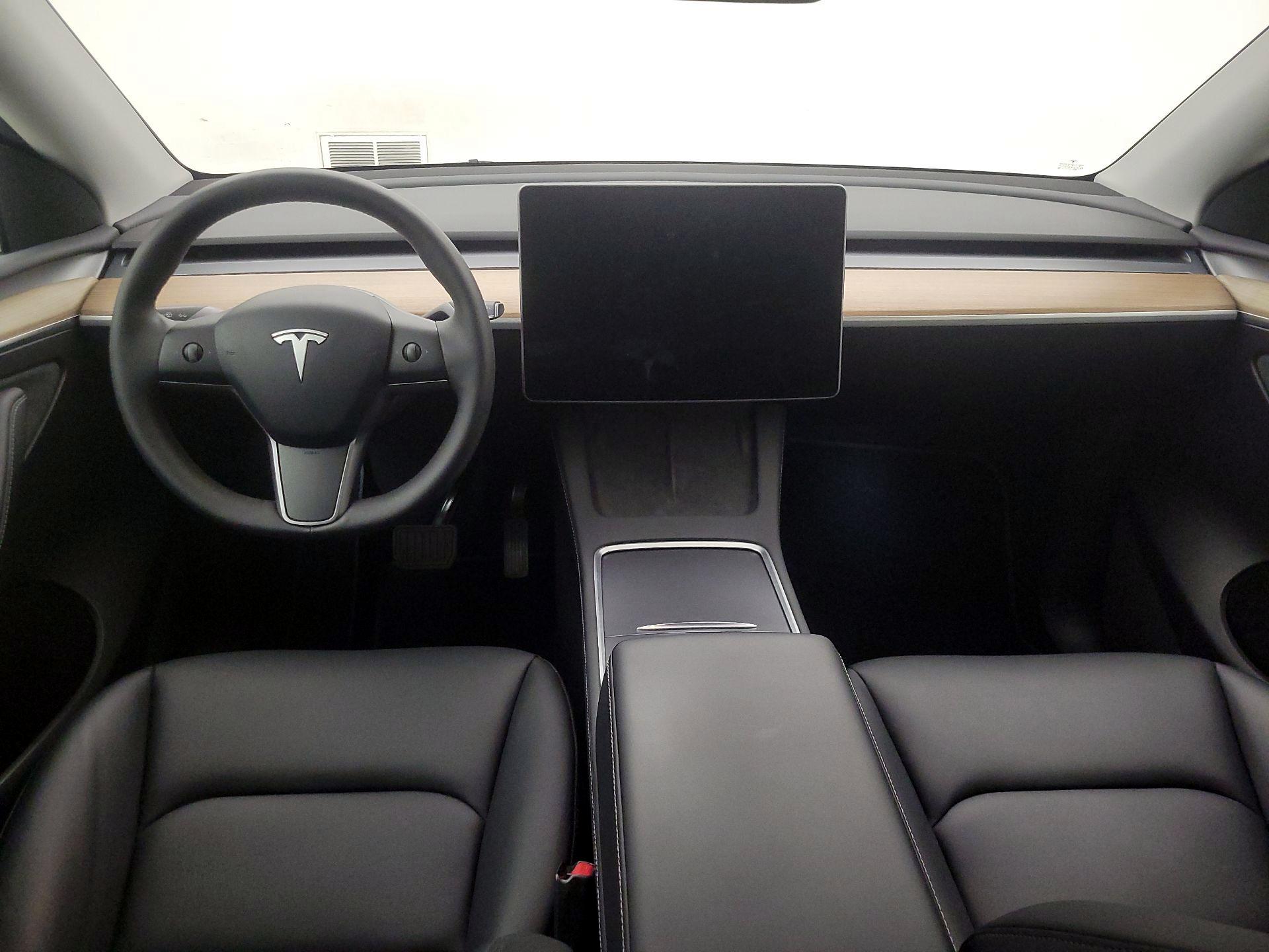 Thumbnail: 2023 Tesla Model Y - 9