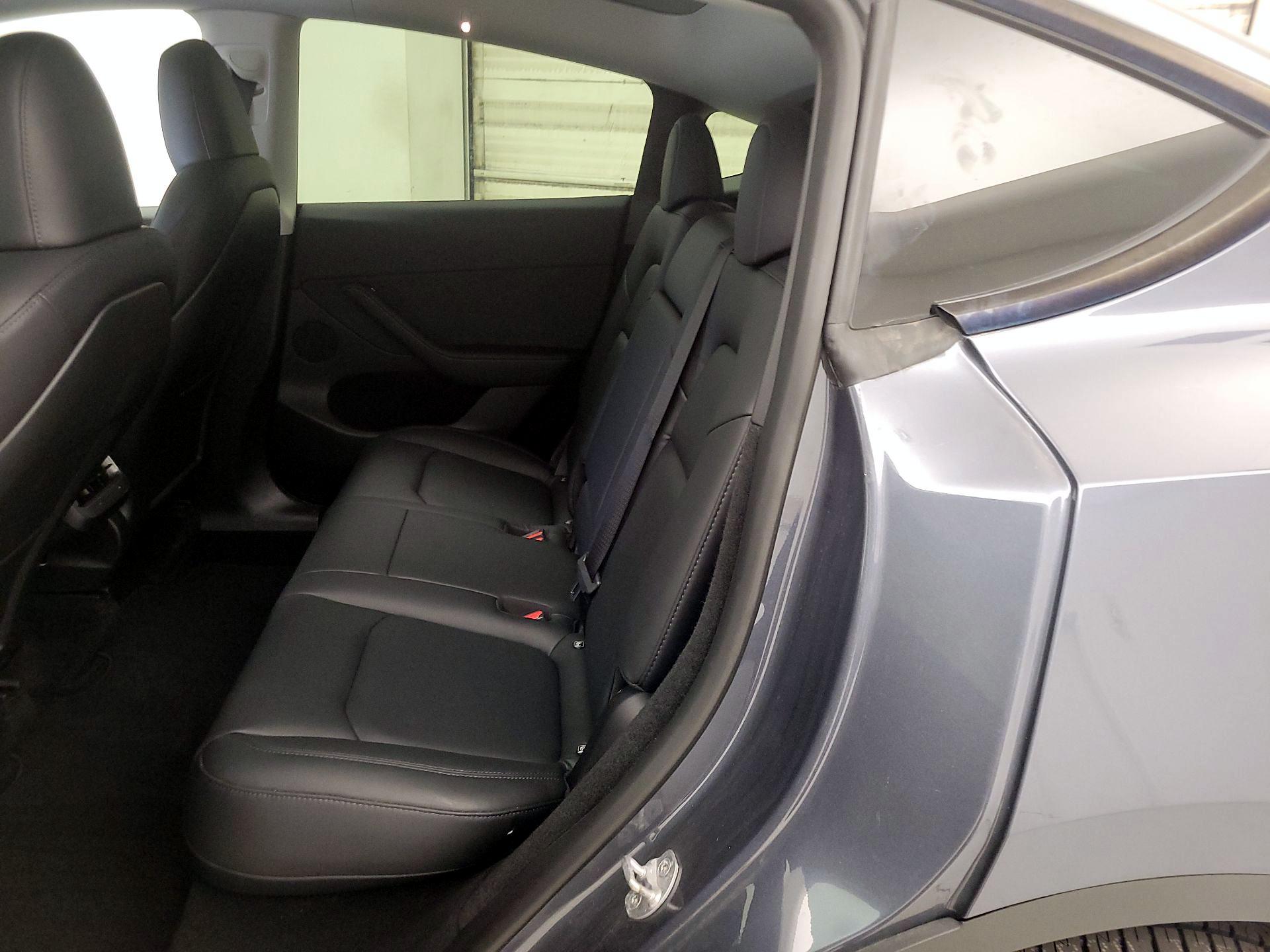 Thumbnail: 2023 Tesla Model Y - 19