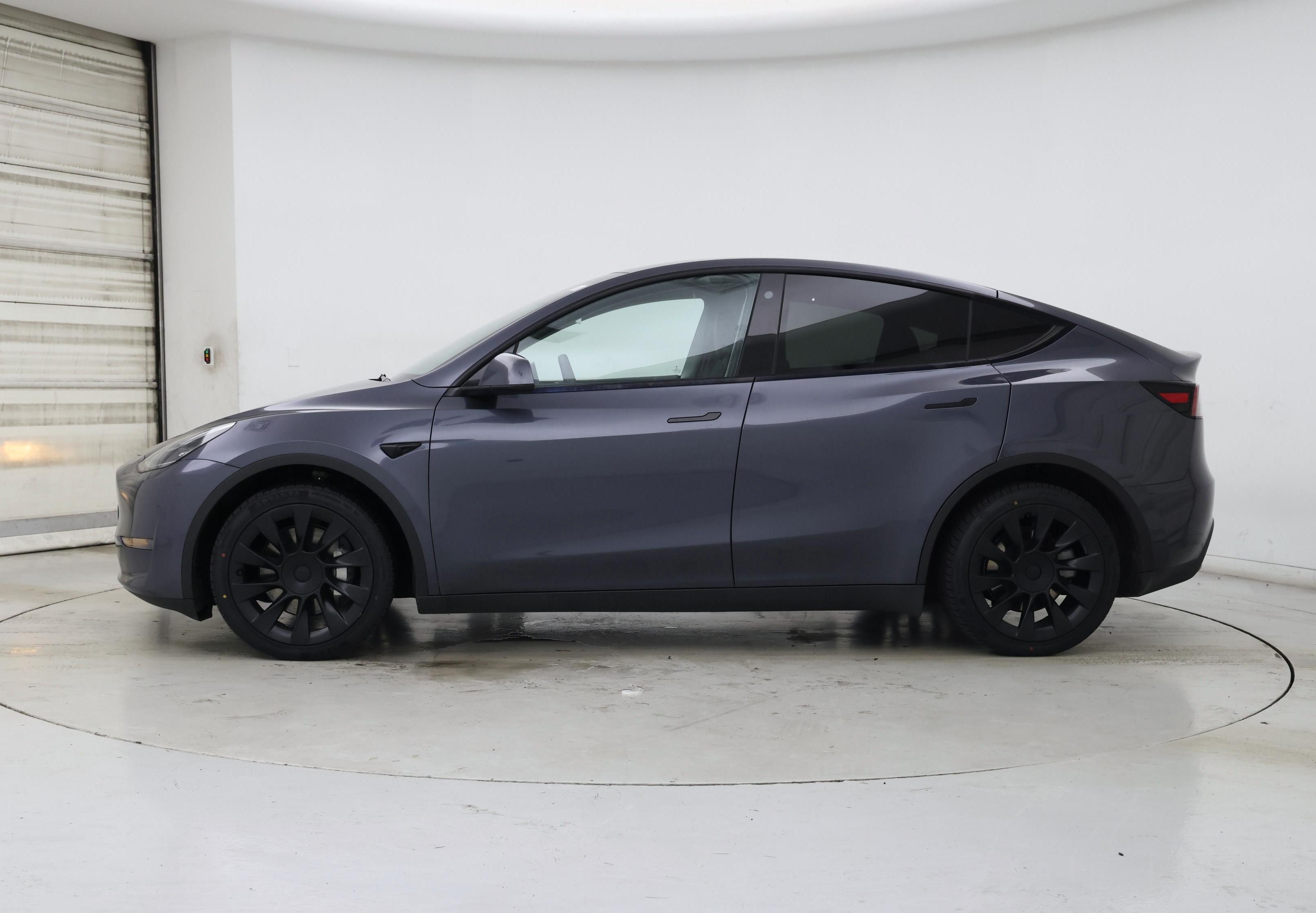Thumbnail: 2023 Tesla Model Y - 3
