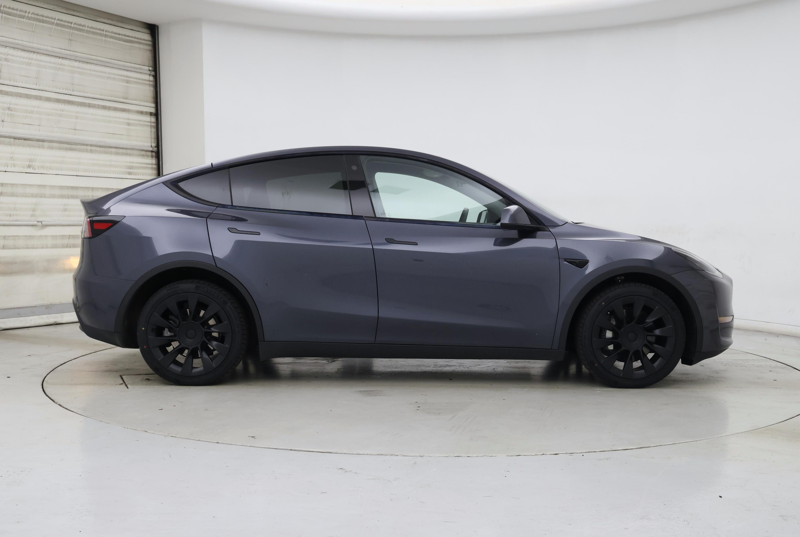 Thumbnail: 2023 Tesla Model Y - 7