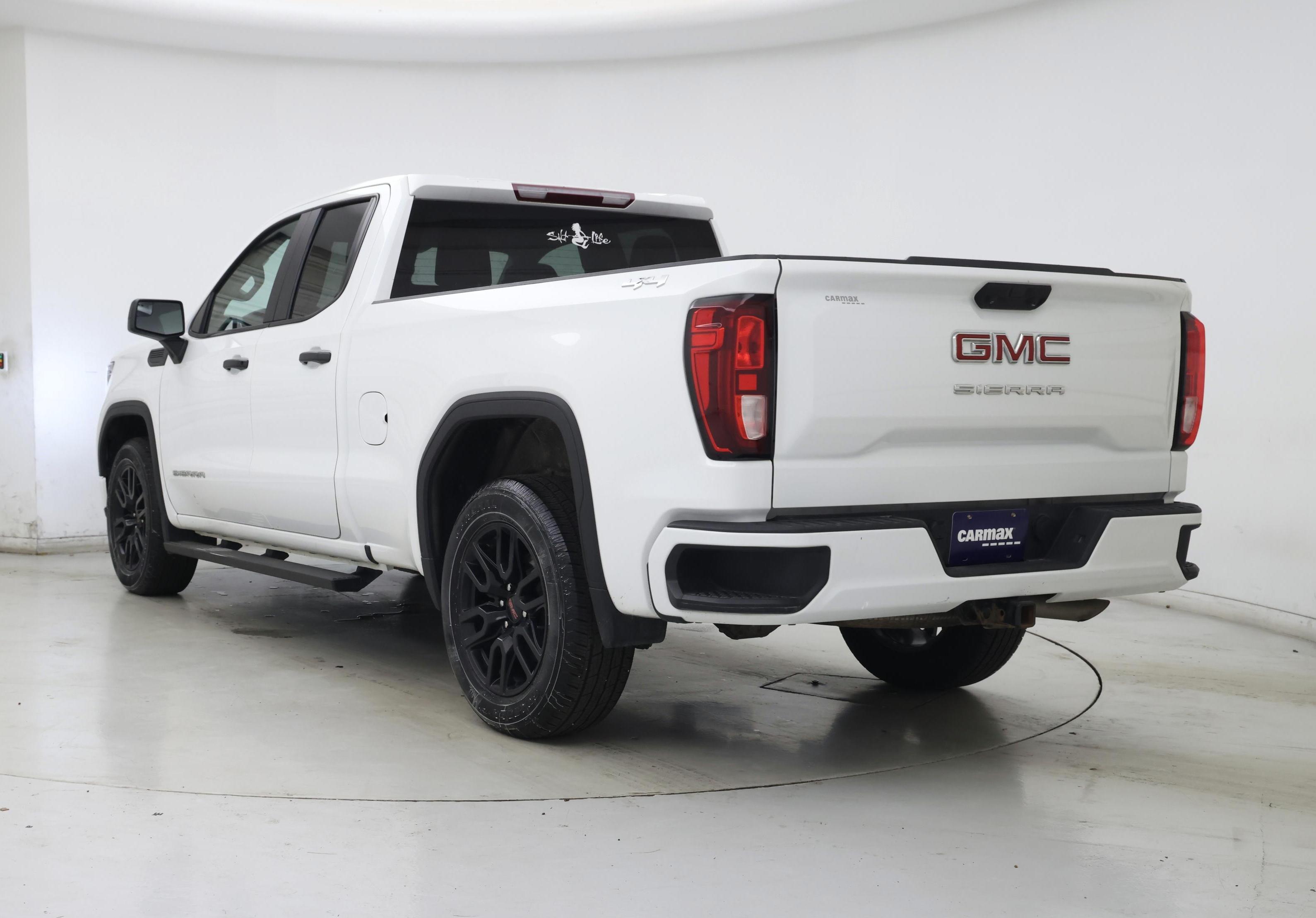 Thumbnail: 2023 GMC Sierra 1500 - 2