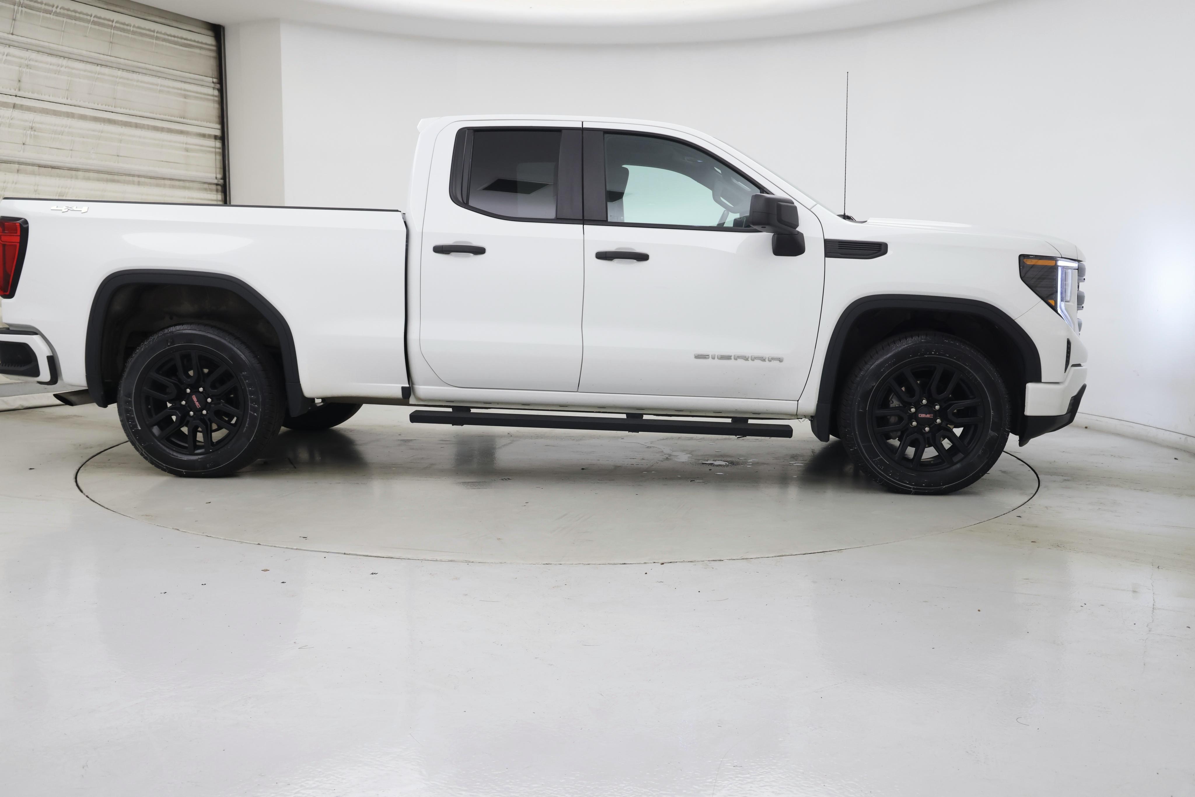 Thumbnail: 2023 GMC Sierra 1500 - 7