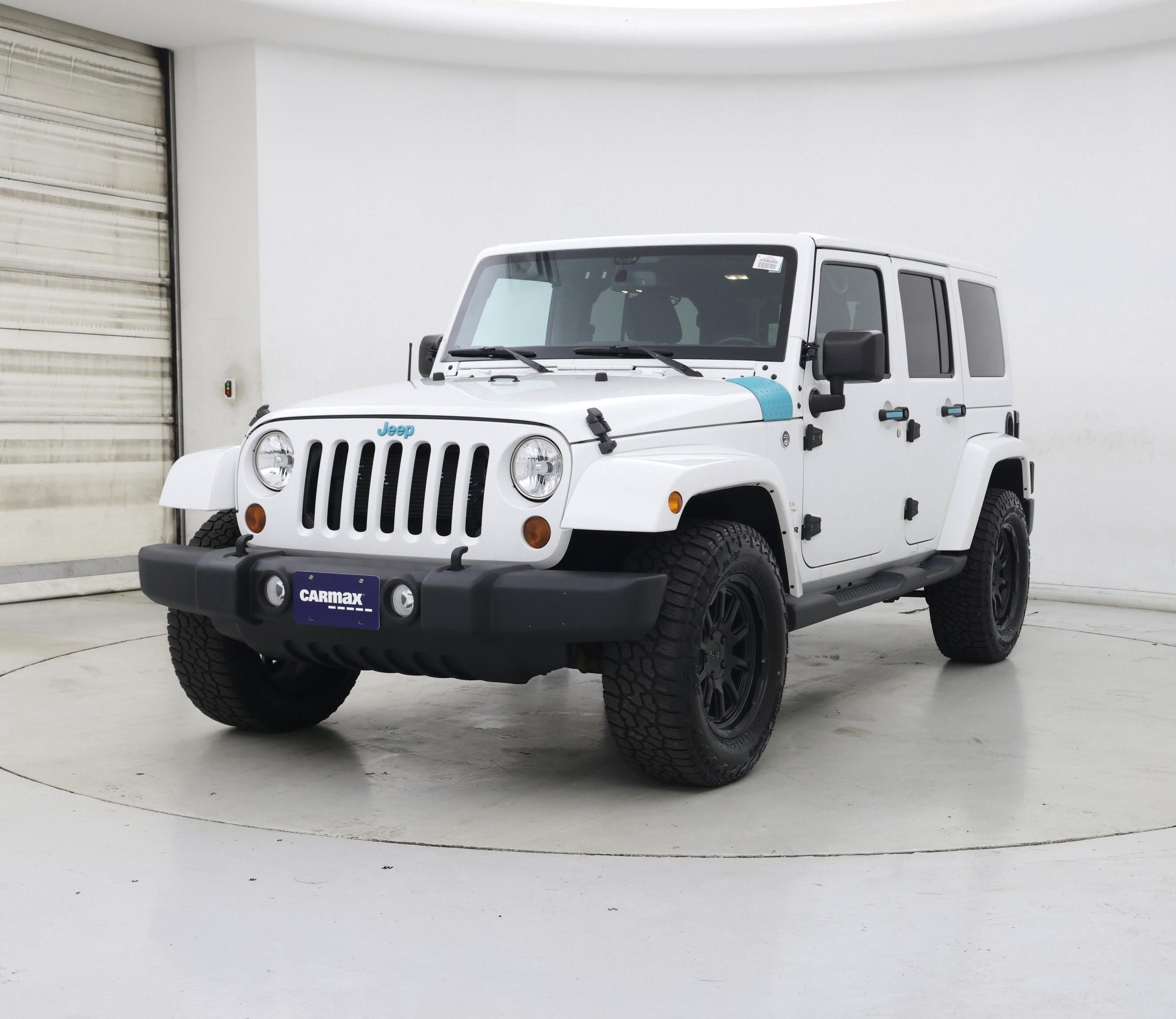 Thumbnail: 2015 Jeep Wrangler - 4