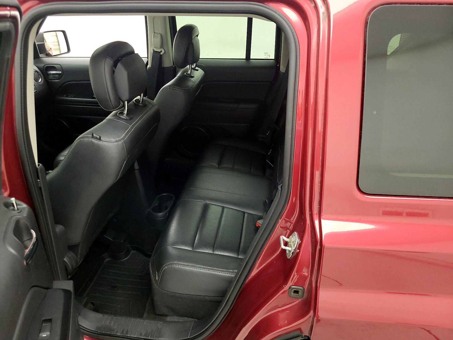 Thumbnail: 2016 Jeep Patriot - 17
