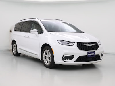 White 2021 Chrysler Pacifica Hybrid Limited