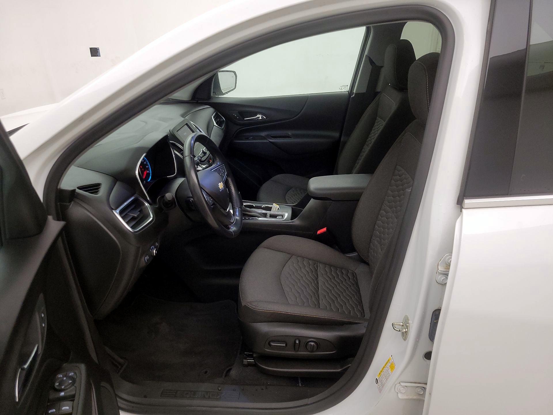 Thumbnail: 2020 Chevrolet Equinox - 11