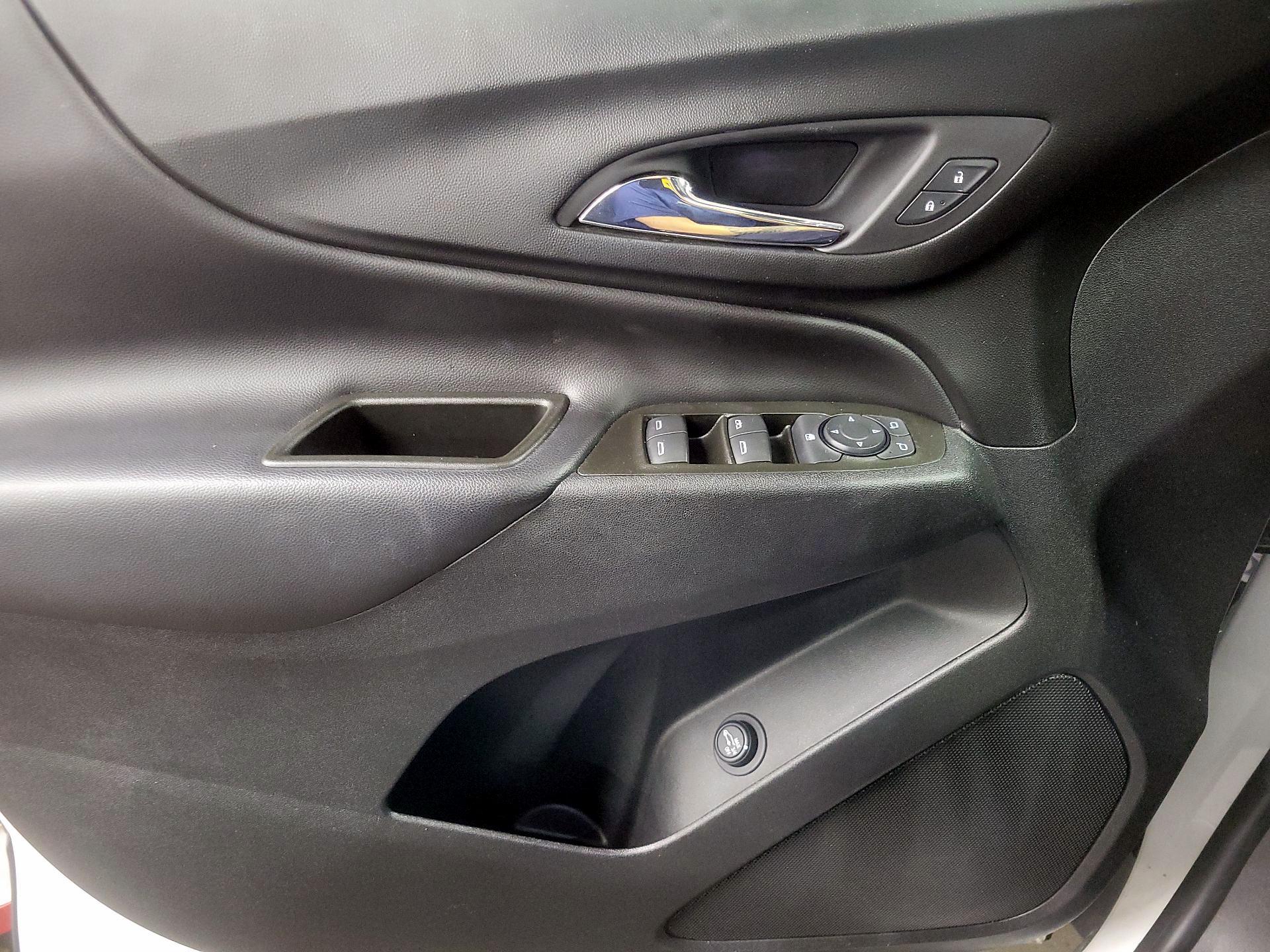 Thumbnail: 2020 Chevrolet Equinox - 12