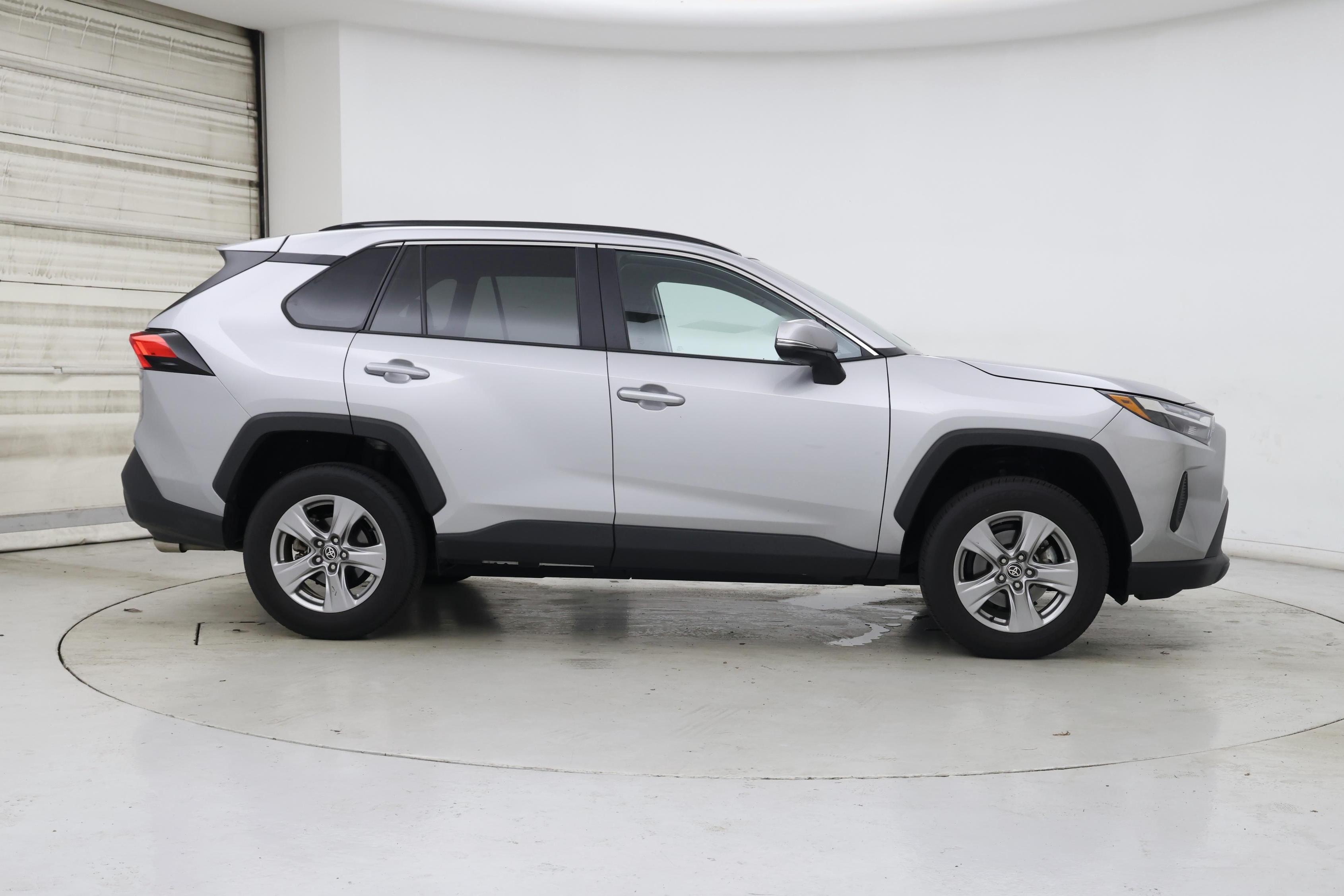Thumbnail: 2024 Toyota RAV4 - 7