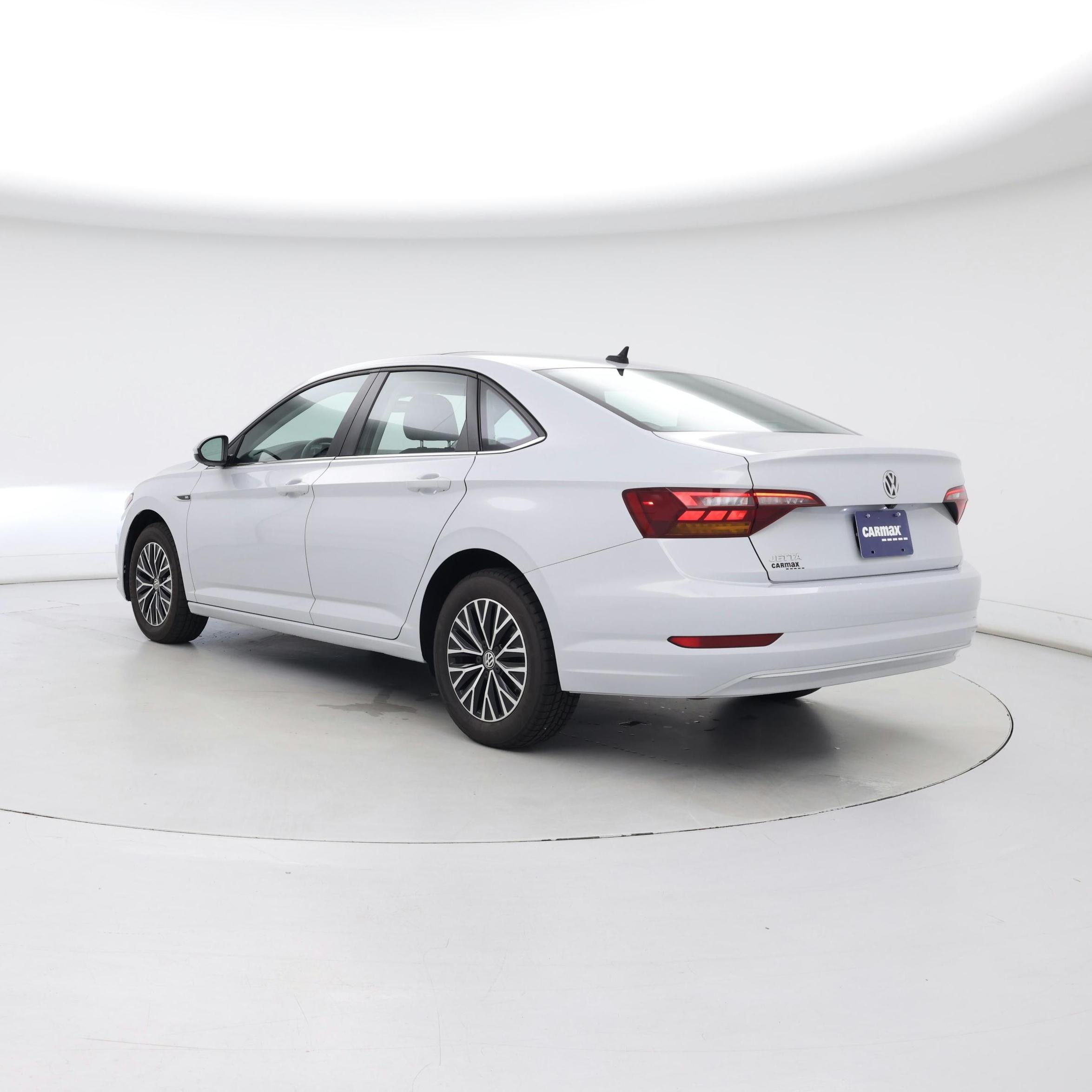 Thumbnail: 2019 Volkswagen Jetta - 2