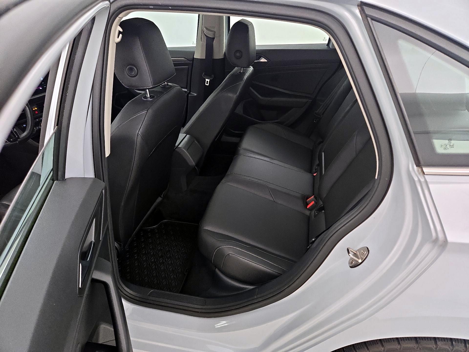 Thumbnail: 2019 Volkswagen Jetta - 20