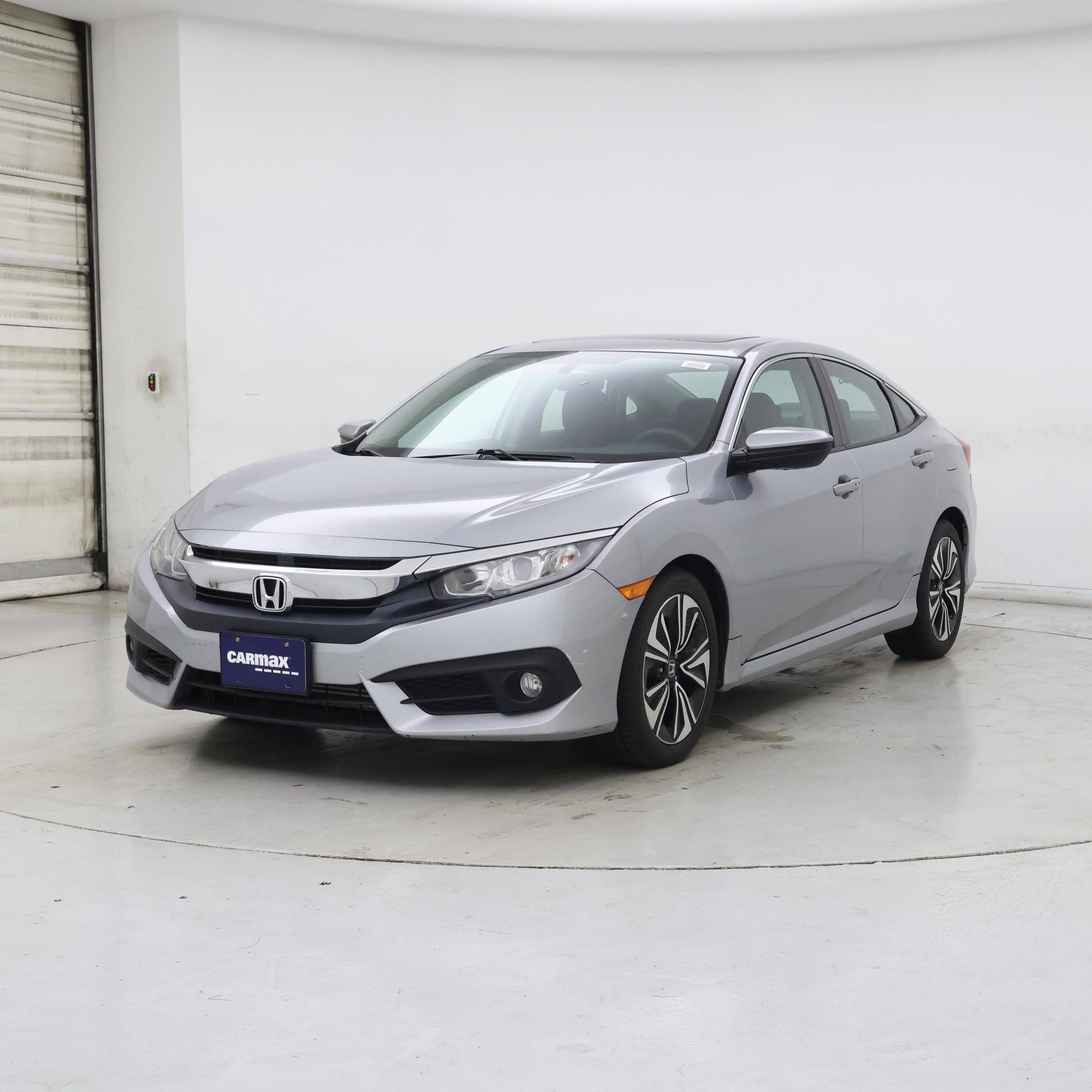 Thumbnail: 2016 Honda Civic - 4
