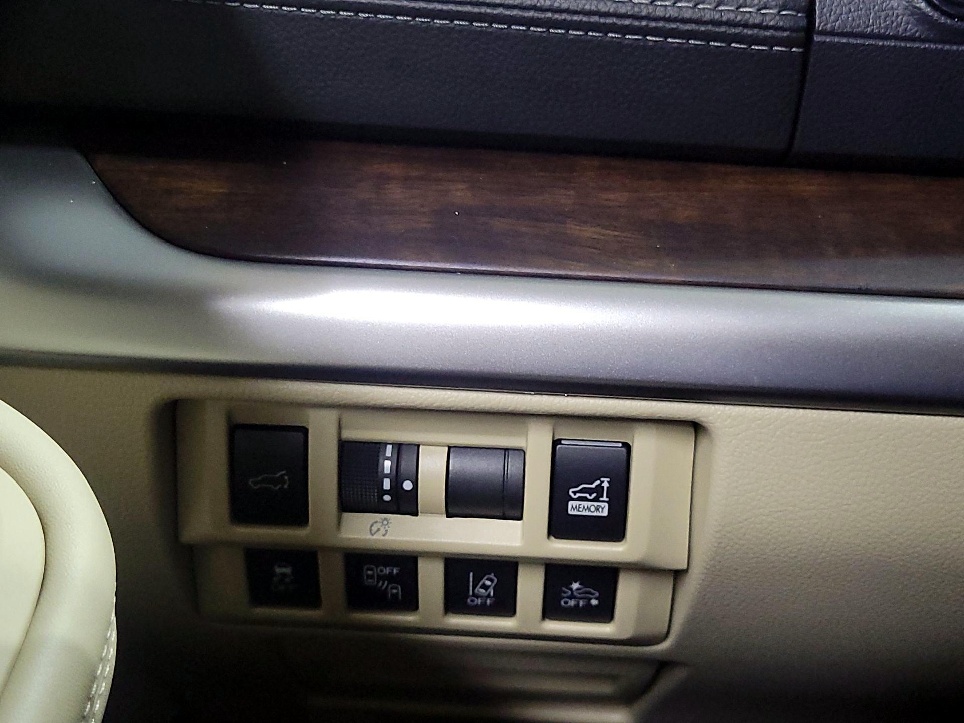 Thumbnail: 2019 Subaru Outback - 13