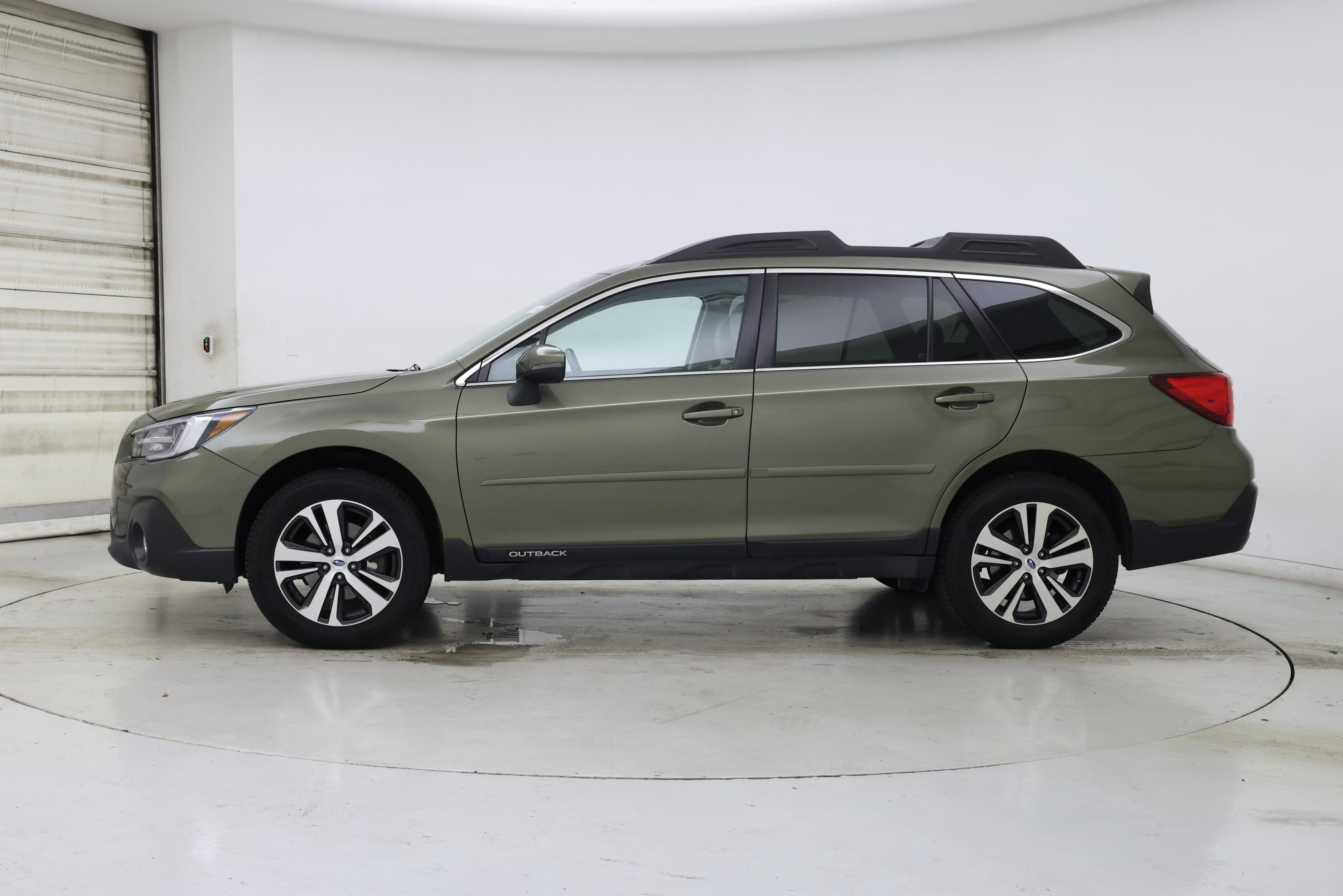 Thumbnail: 2019 Subaru Outback - 3