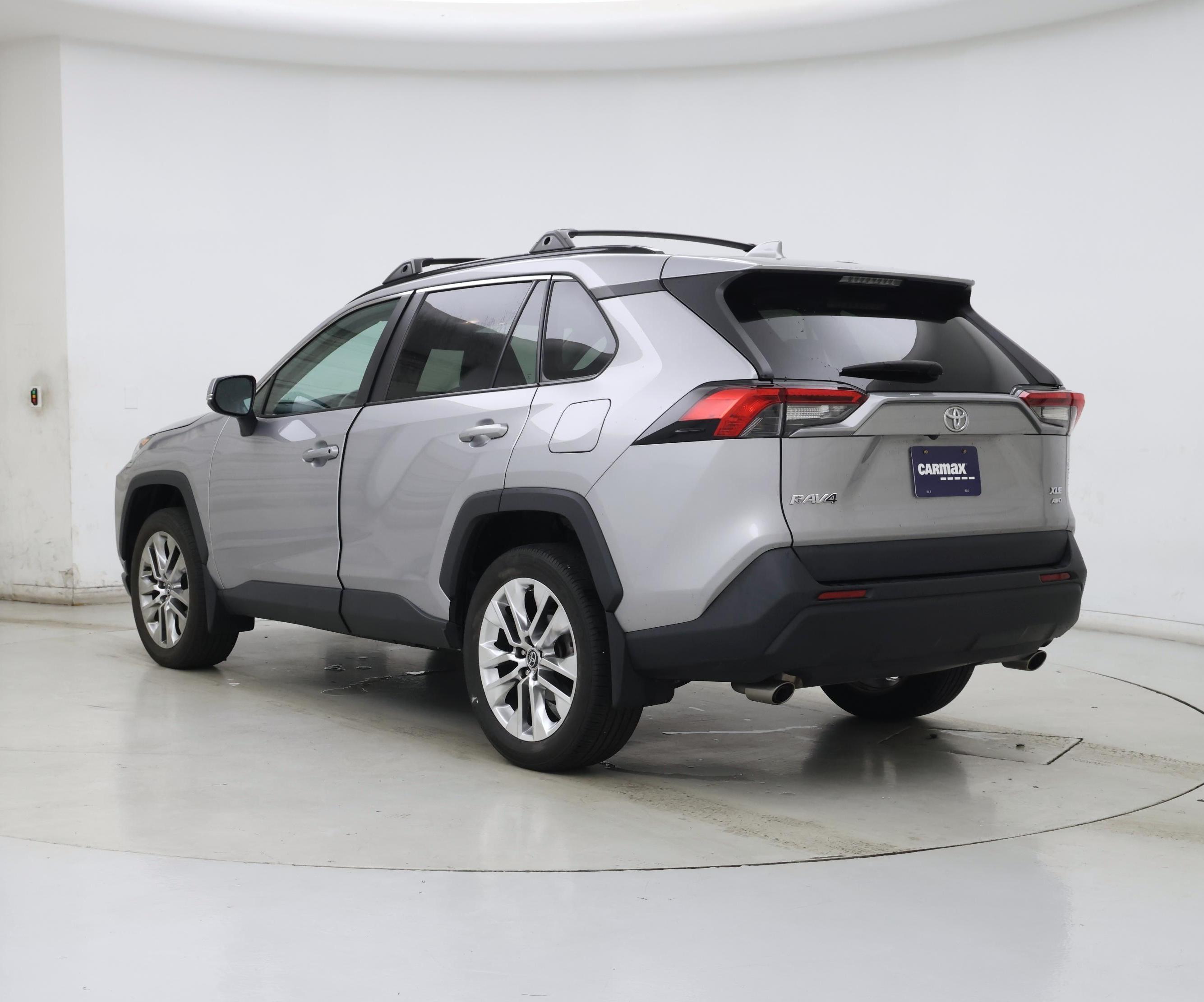 Thumbnail: 2021 Toyota RAV4 - 2