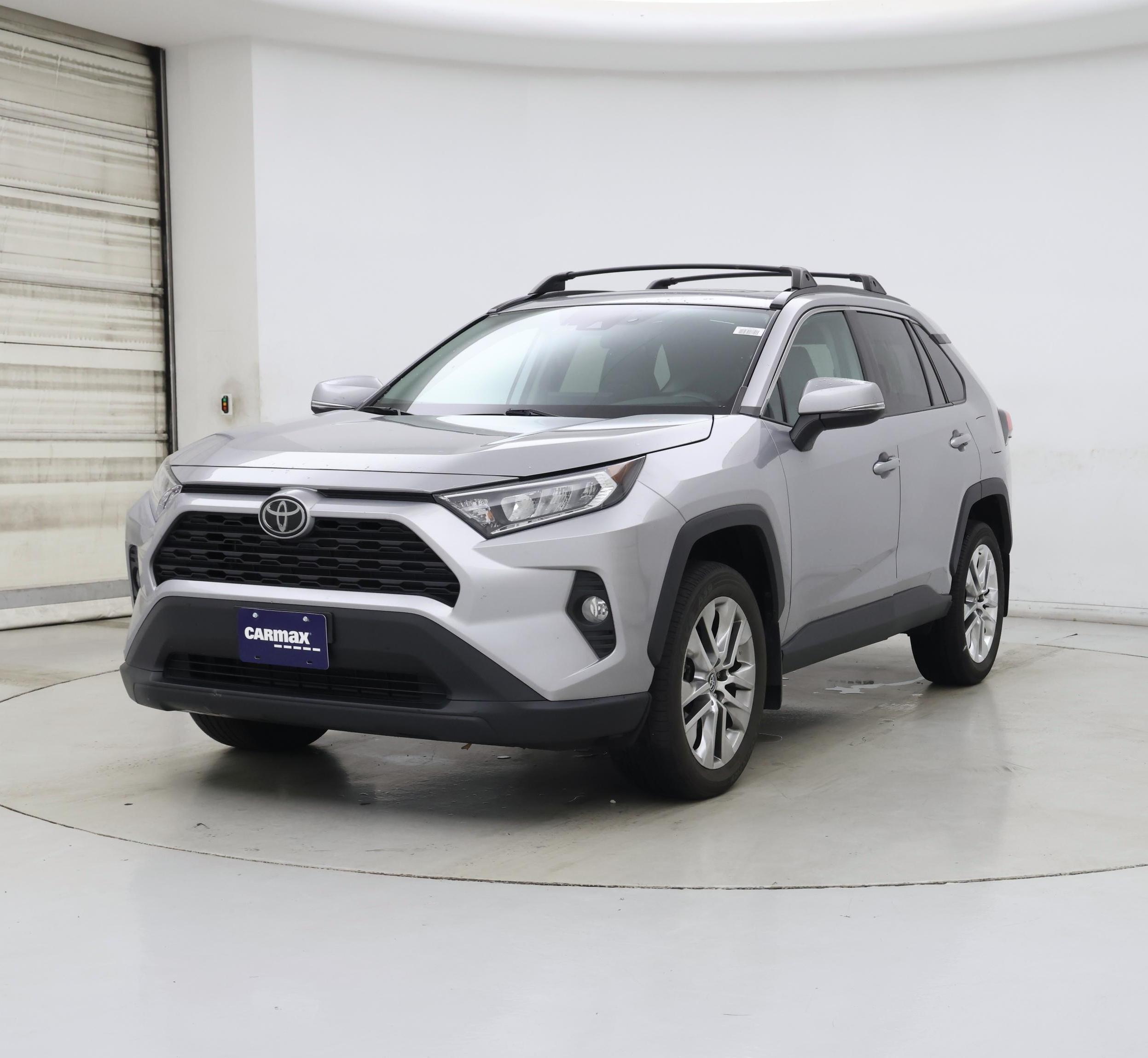 Thumbnail: 2021 Toyota RAV4 - 4