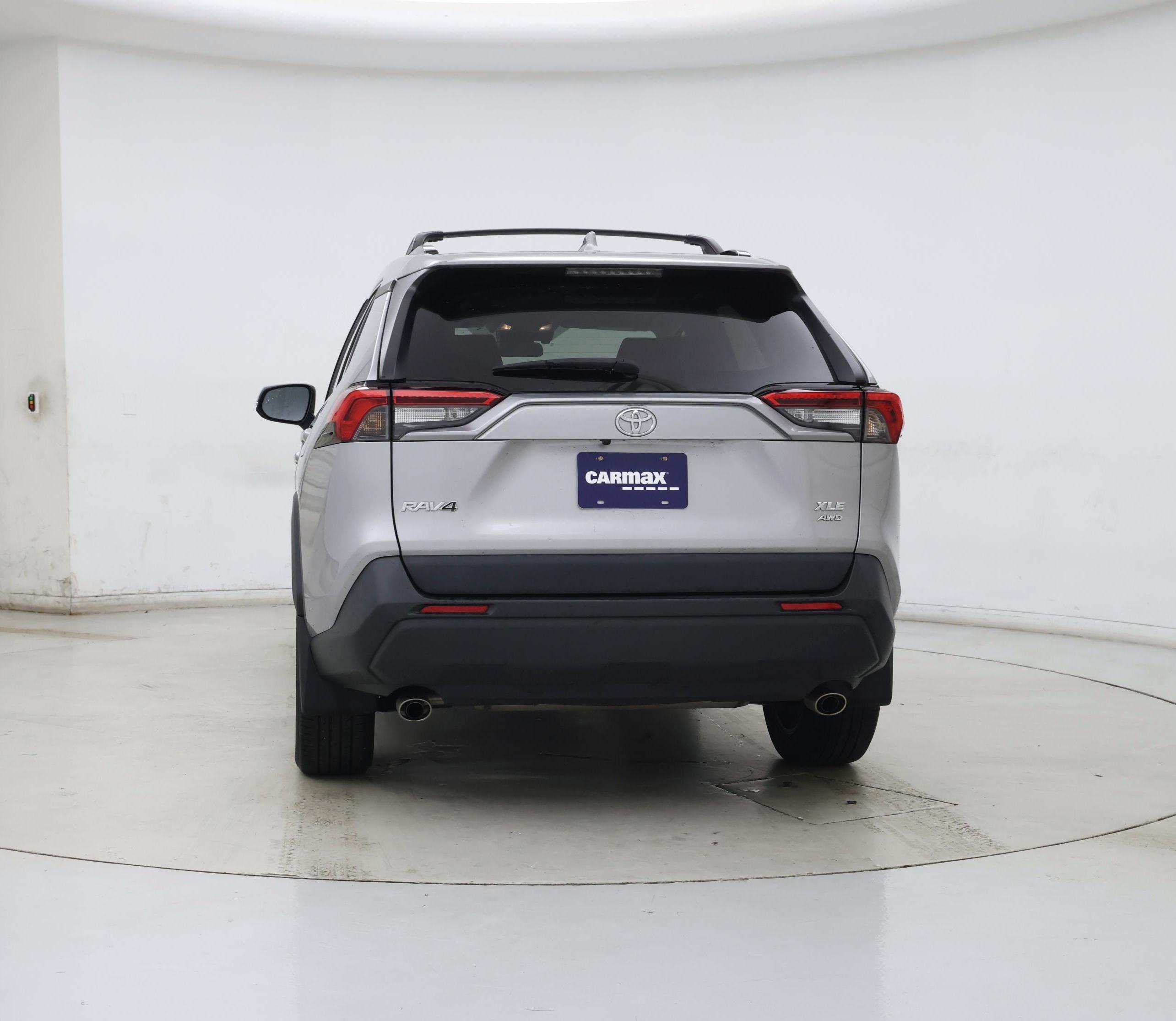 Thumbnail: 2021 Toyota RAV4 - 6