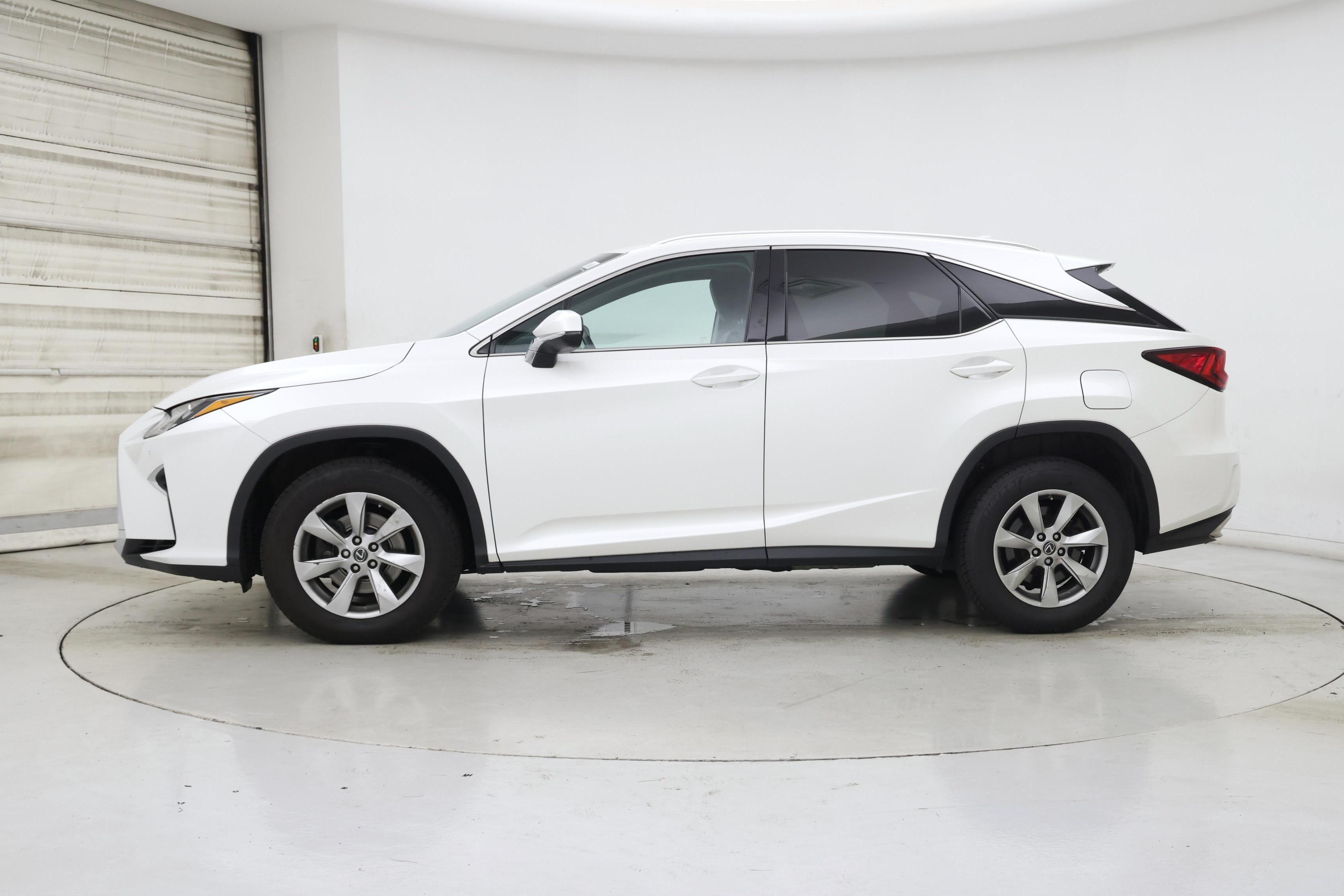 Thumbnail: 2018 Lexus RX - 3