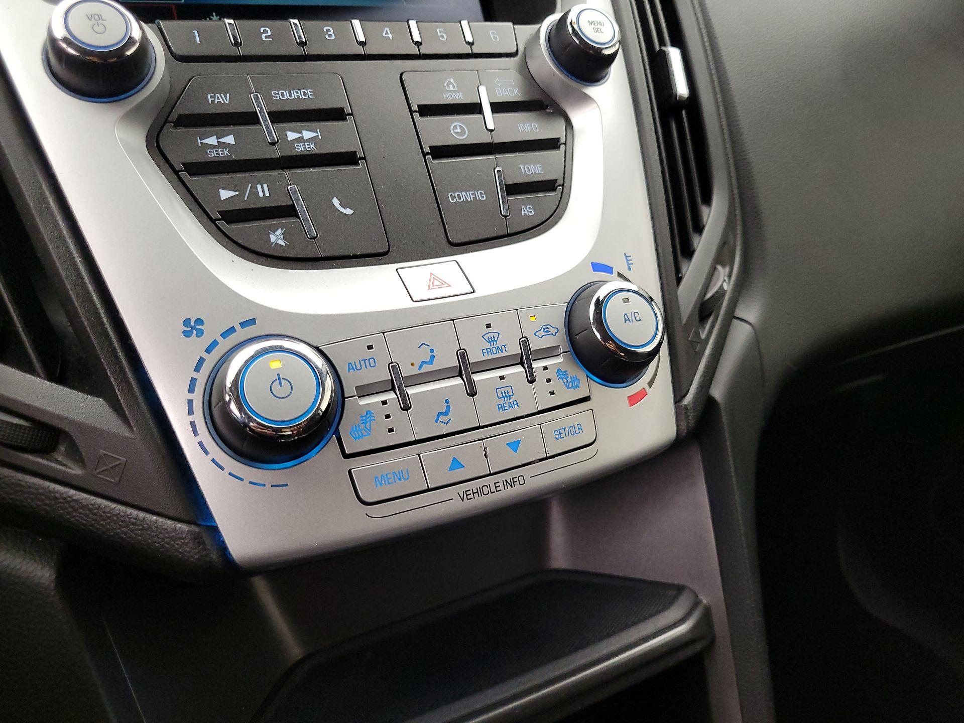 Thumbnail: 2017 Chevrolet Equinox - 16
