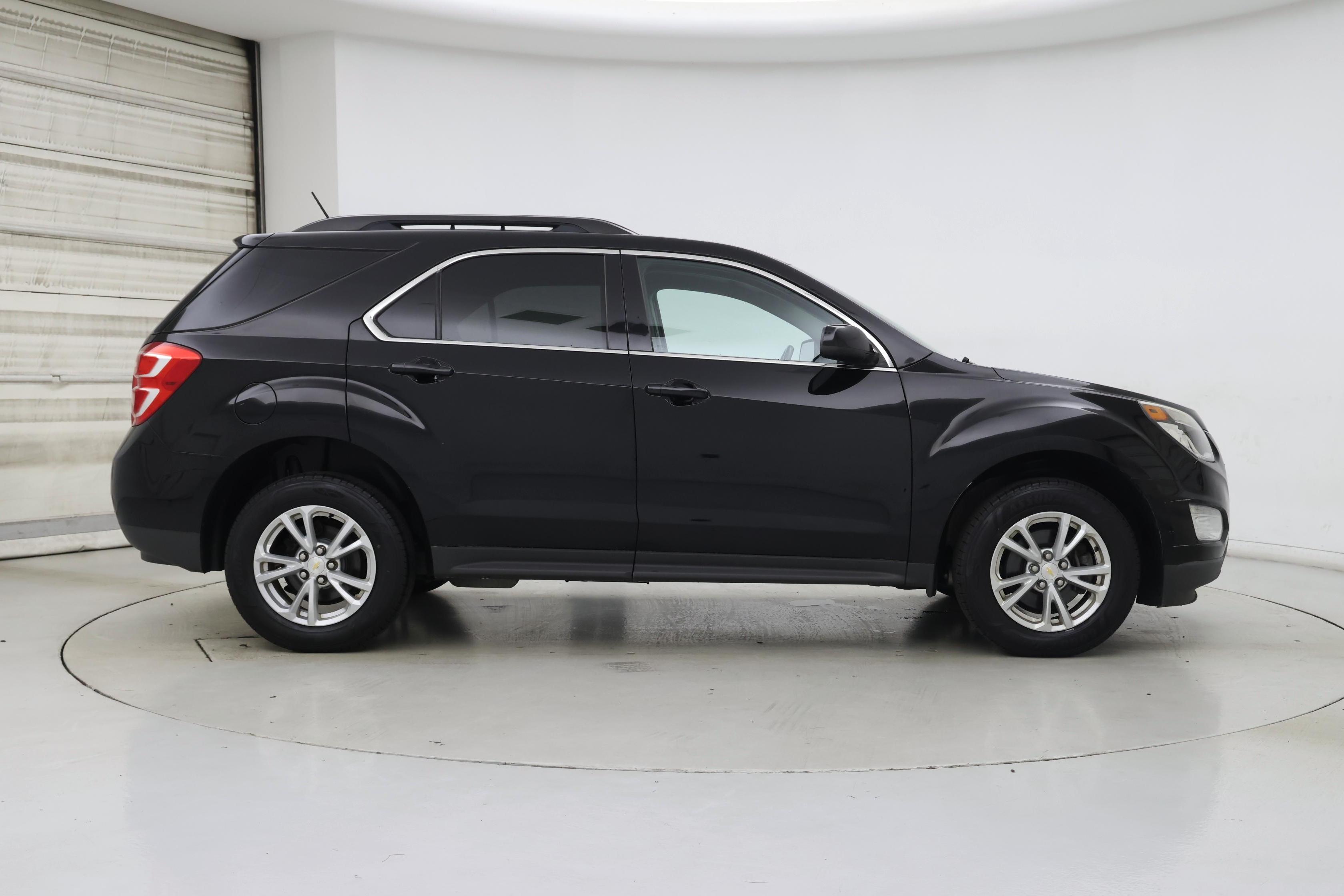 Thumbnail: 2017 Chevrolet Equinox - 7