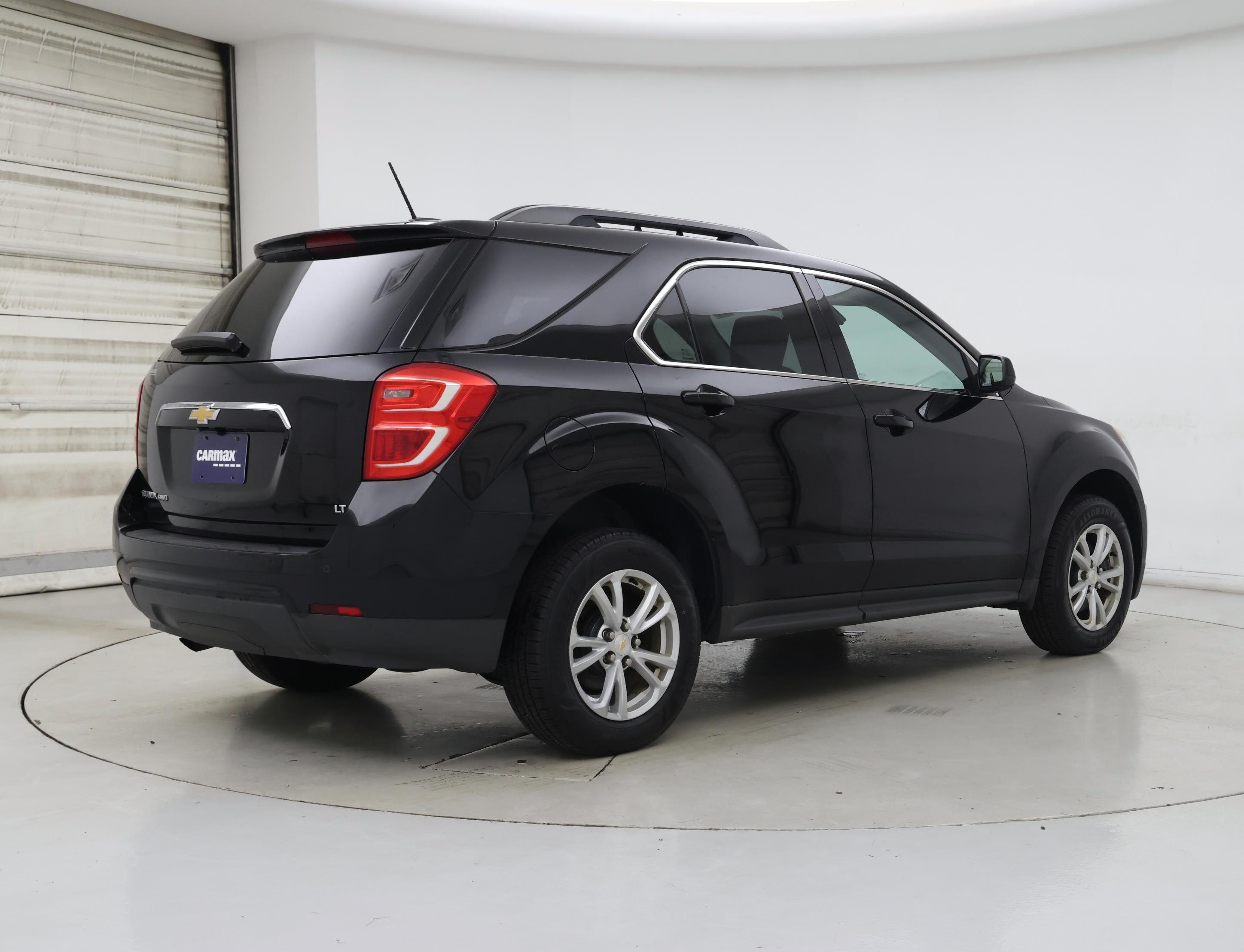 Thumbnail: 2017 Chevrolet Equinox - 8
