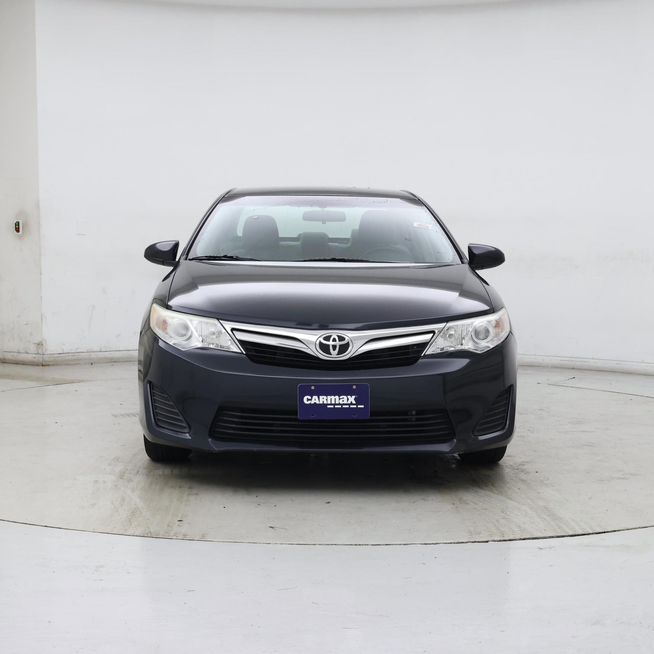 Thumbnail: 2014 Toyota Camry - 5