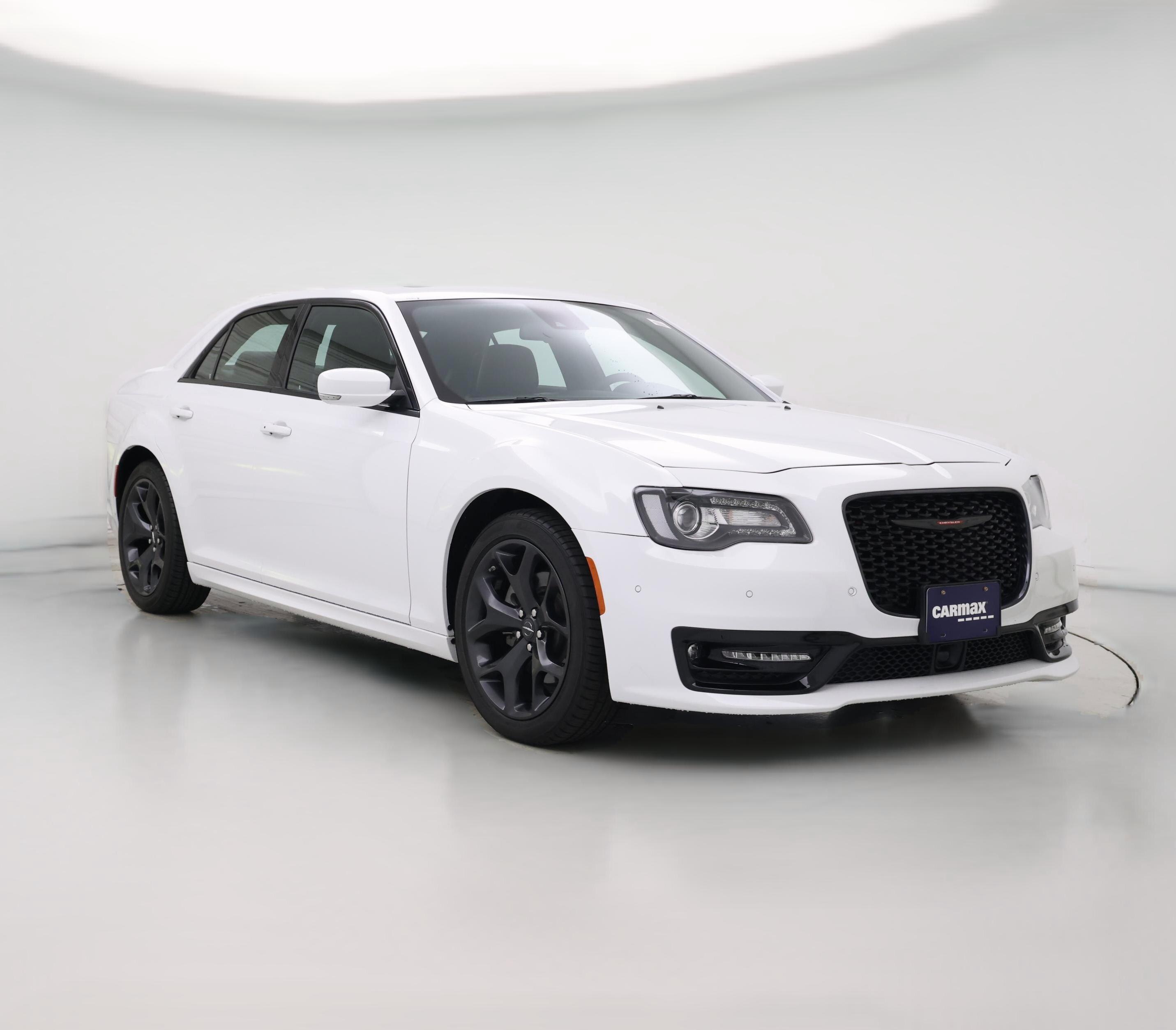 Thumbnail: 2023 Chrysler 300 - 1