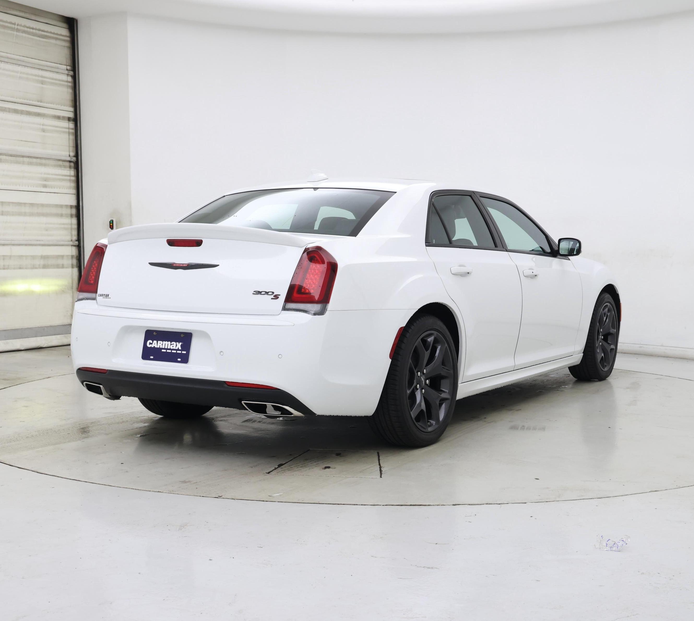 Thumbnail: 2023 Chrysler 300 - 8