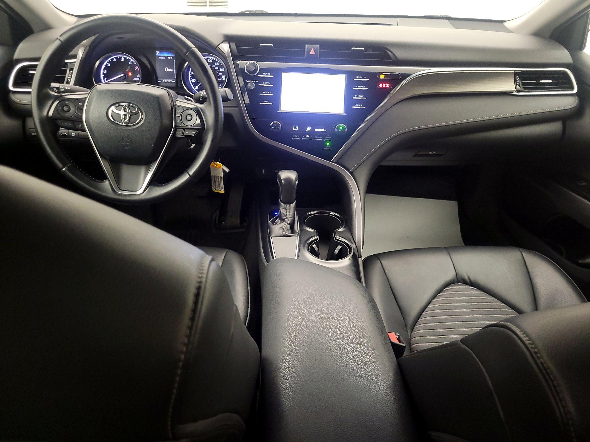Thumbnail: 2018 Toyota Camry - 9