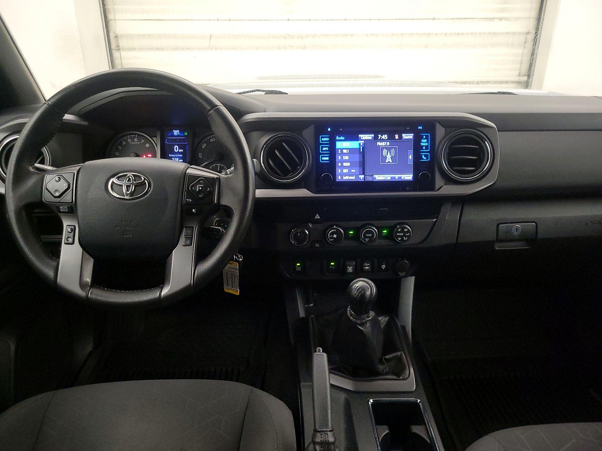 Thumbnail: 2019 Toyota Tacoma - 9