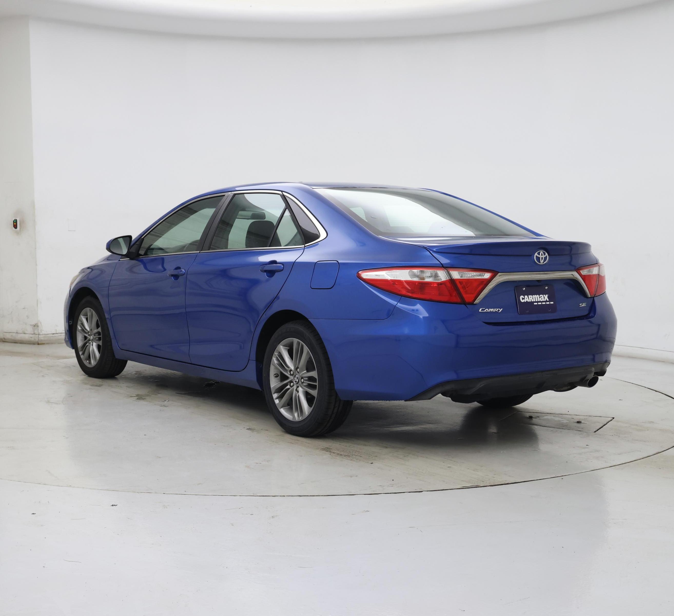 Thumbnail: 2017 Toyota Camry - 2
